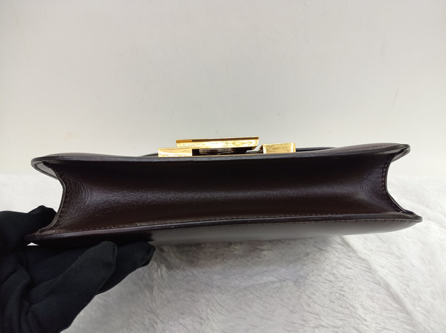 Constance 23 Box Brown Vintage GHW #G circle