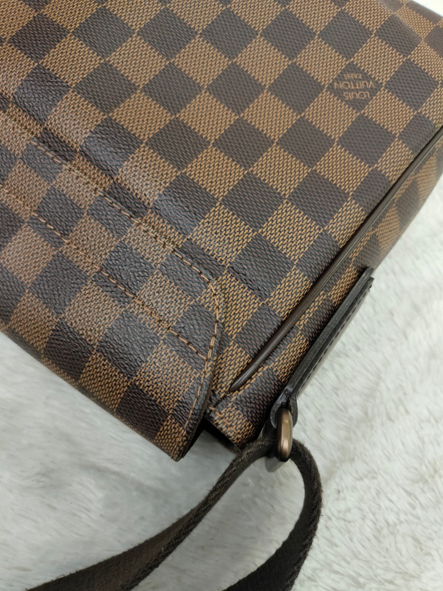 LV District PM Damier