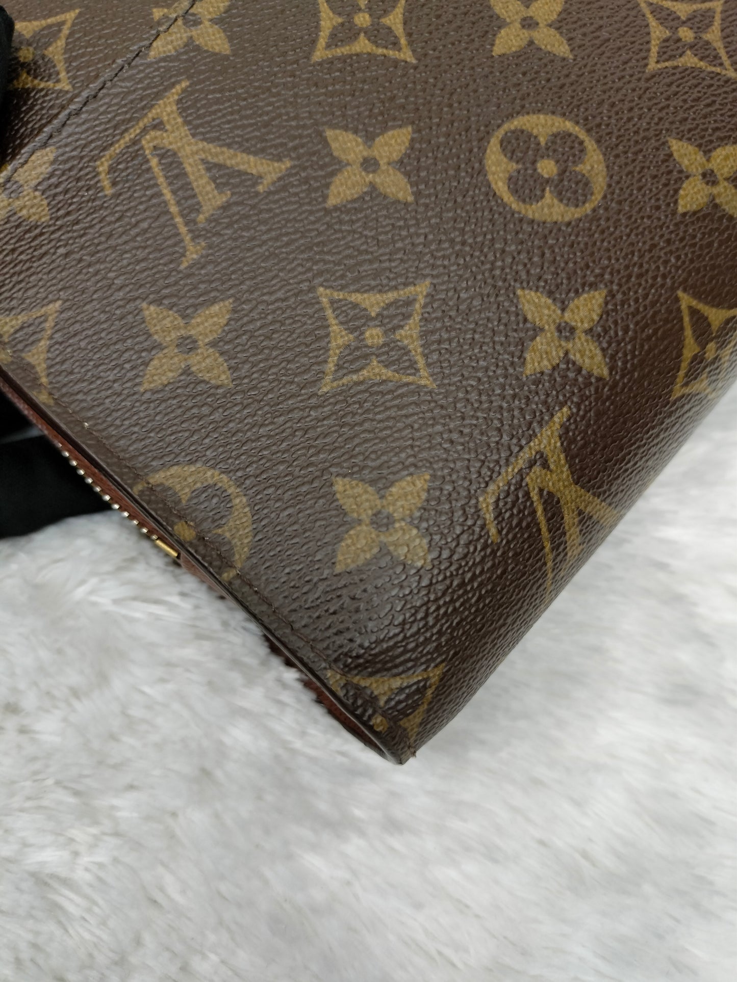 LV Orsay Monogram 2008
