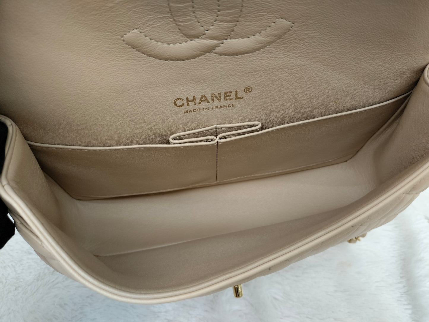 Chanel Medium Lamb Beige GHW DF #19