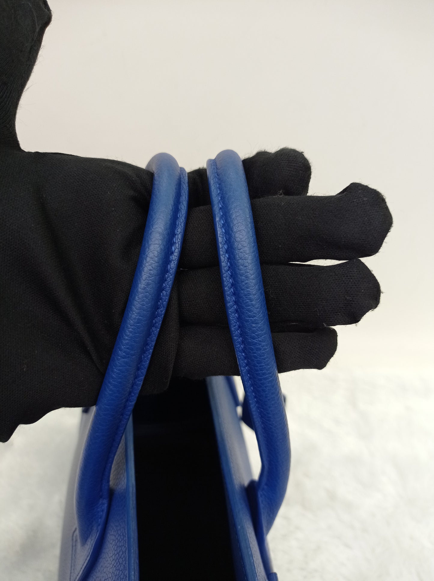 YsL SDJ Mini Grained Blue SHW 2015
Size 26 x 21 x 12cm