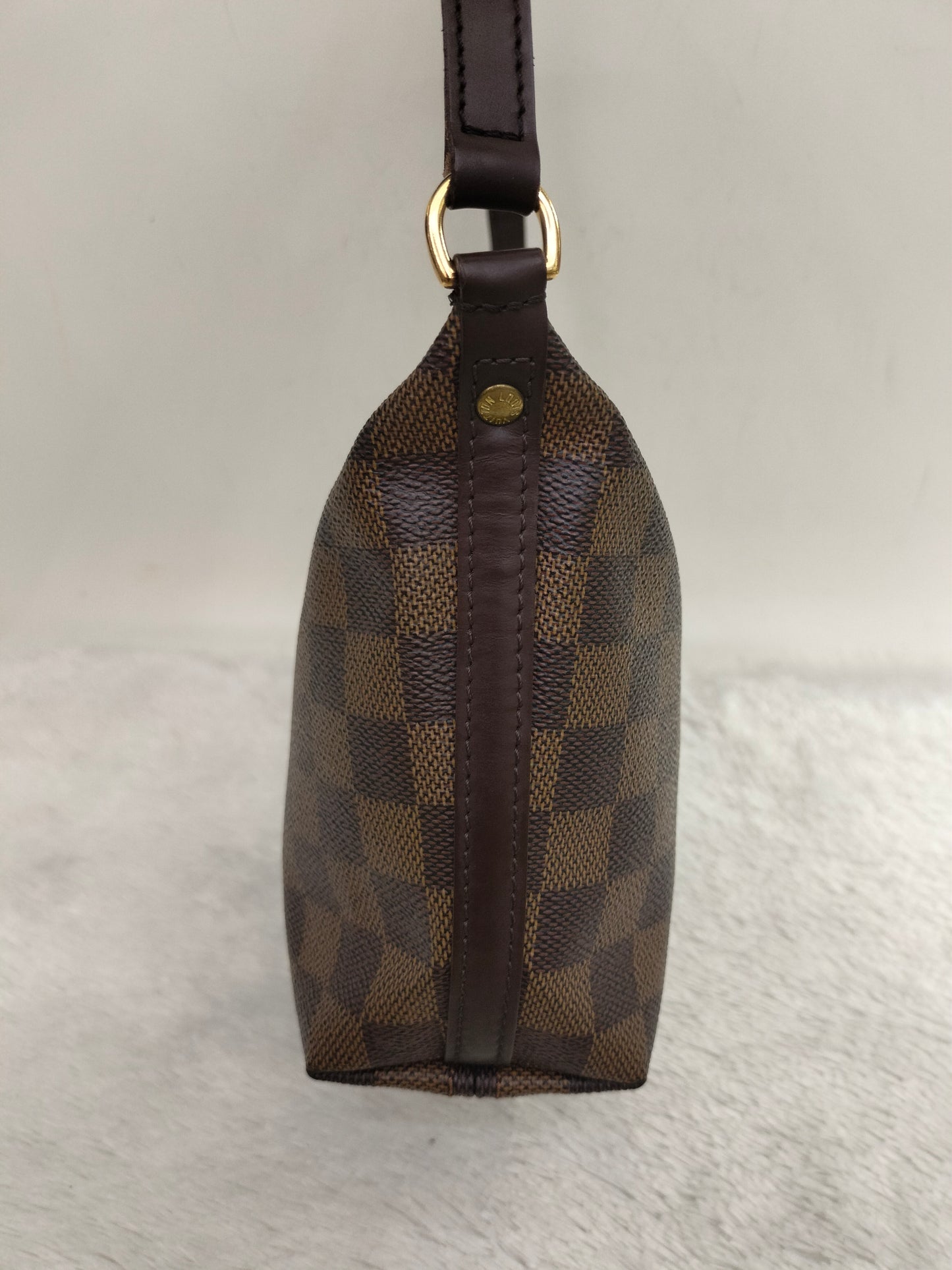 LV illovo PM Damier