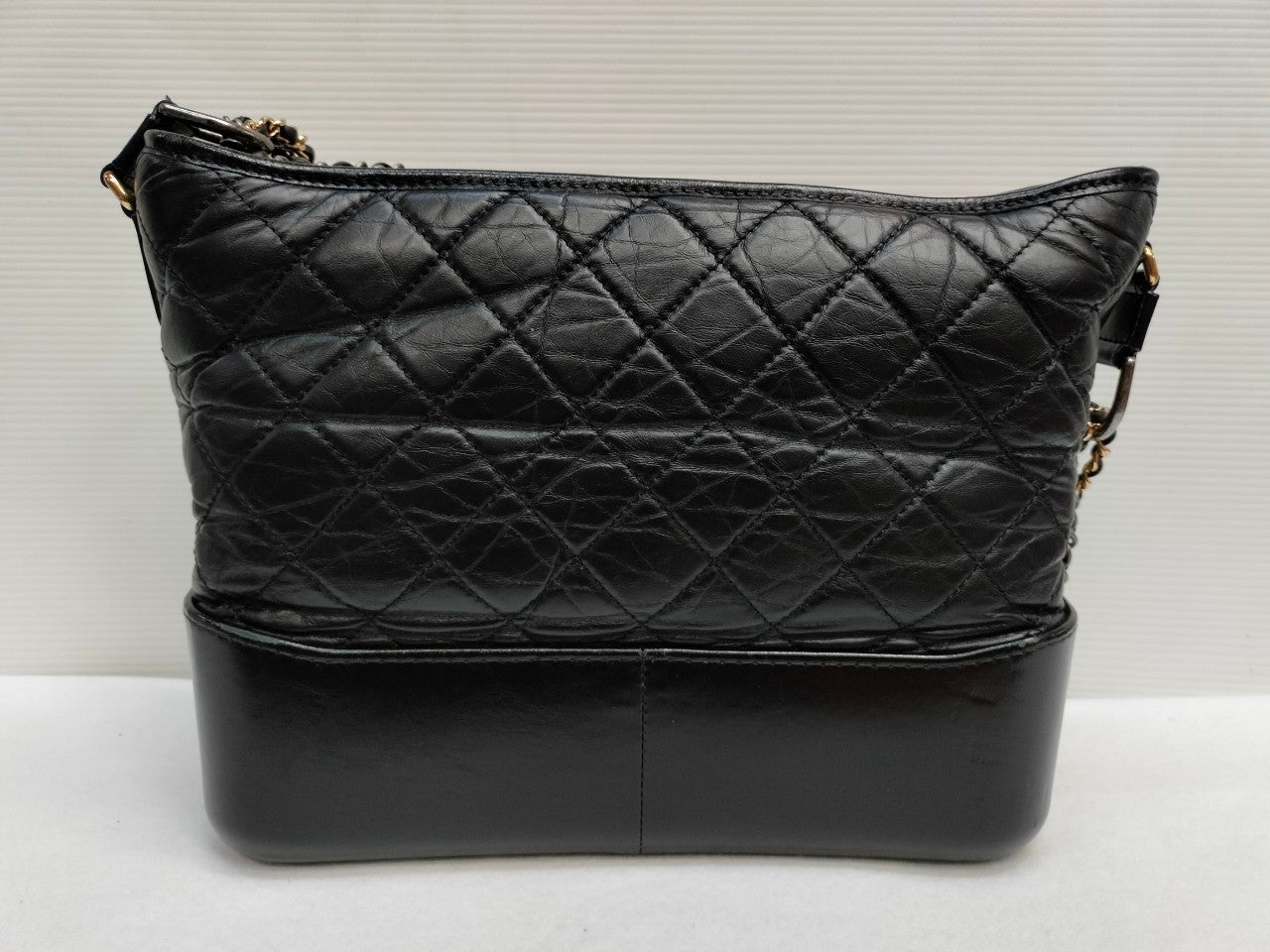 Chanel Gabrielle Medium Black #24. Size 28x21x9cm
