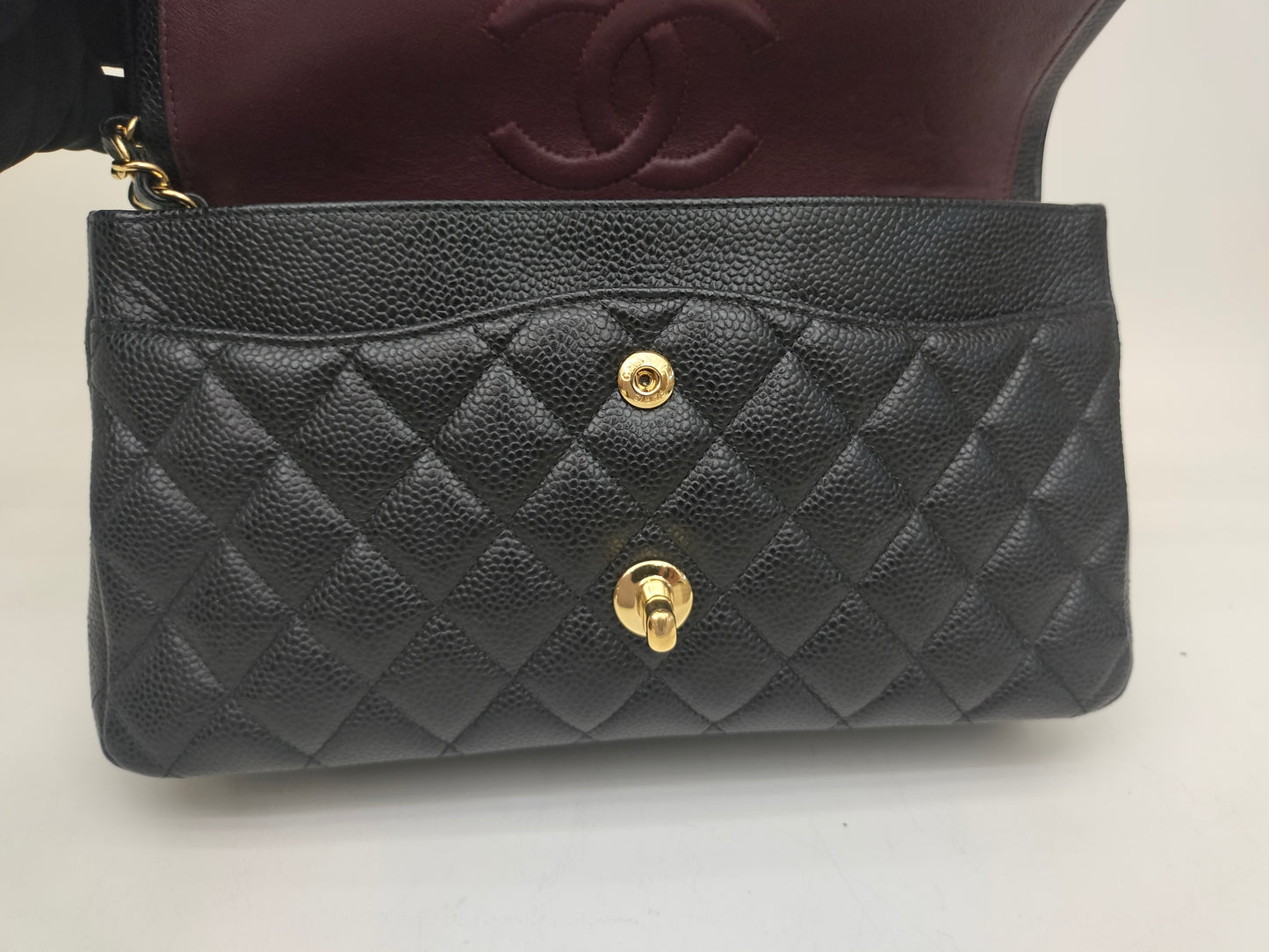 Chanel Medium Caviar Black GHW DF #24