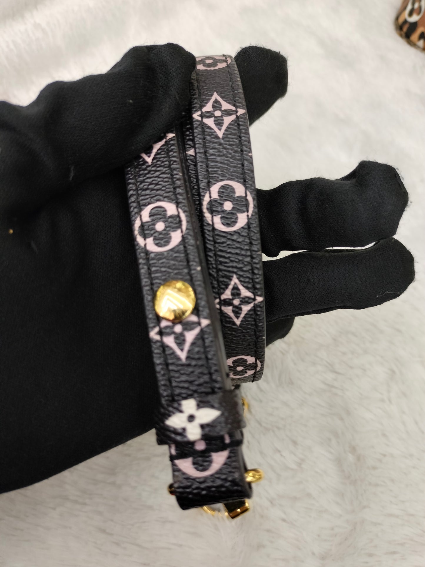 LV Neo Noe Monogram Giant Jungle Leopard Caramel 2019