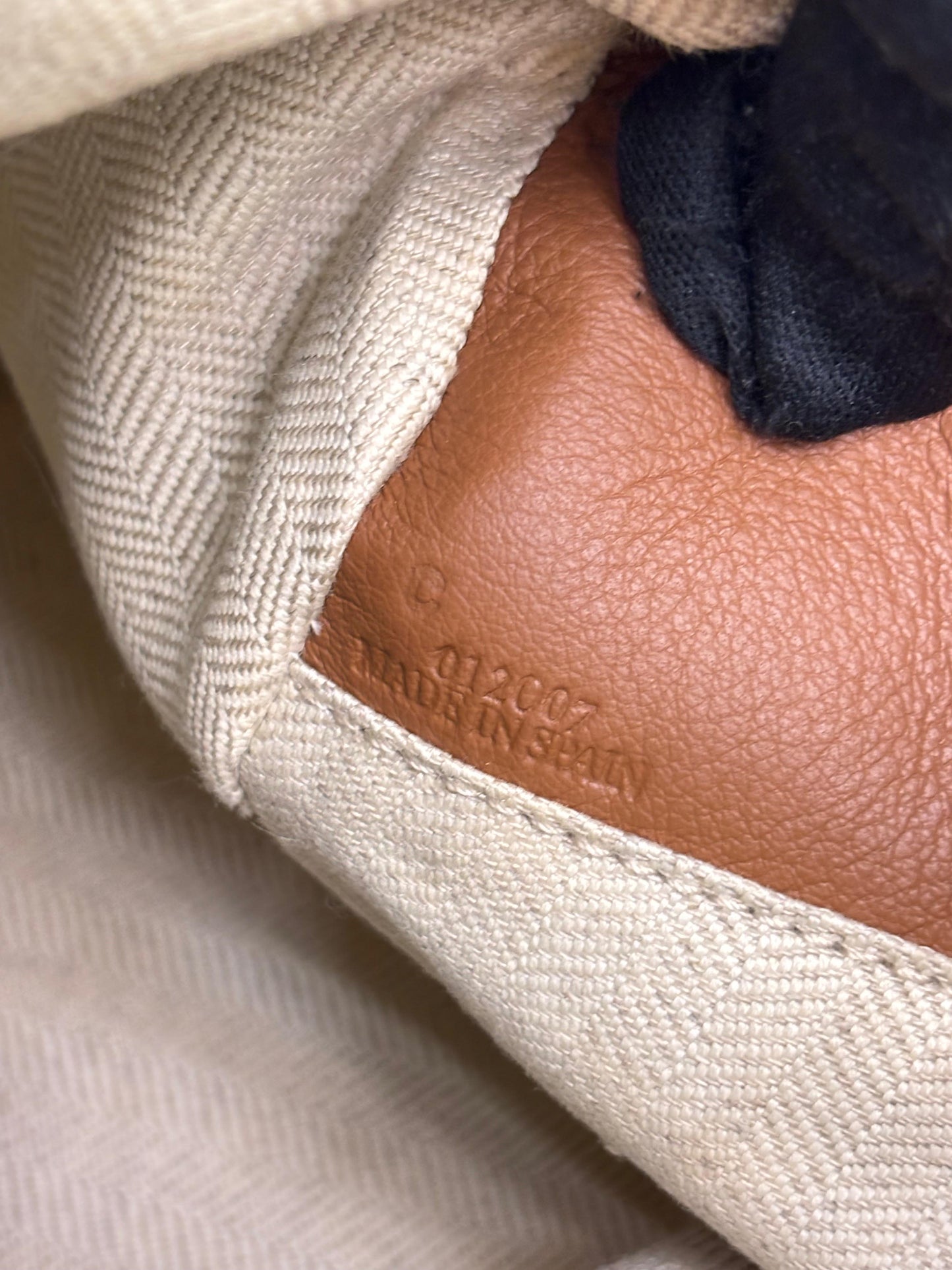 Loewe Puzzle Small Tan SHW 2020