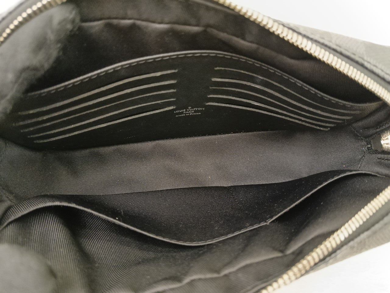 LV Kasai Clutch Graphite 2018