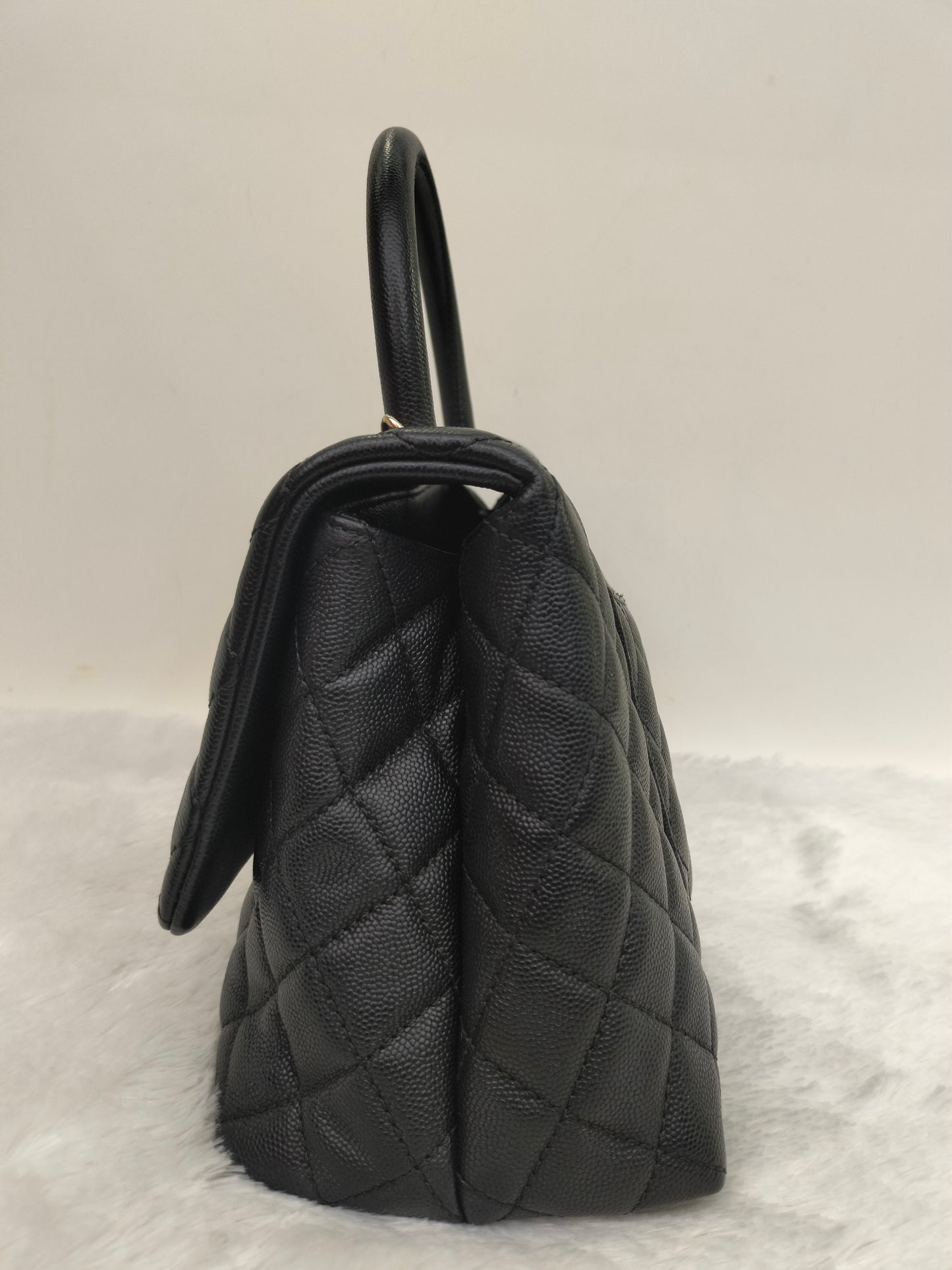 Chanel Coco Handle Medium Caviar Black GHW #25