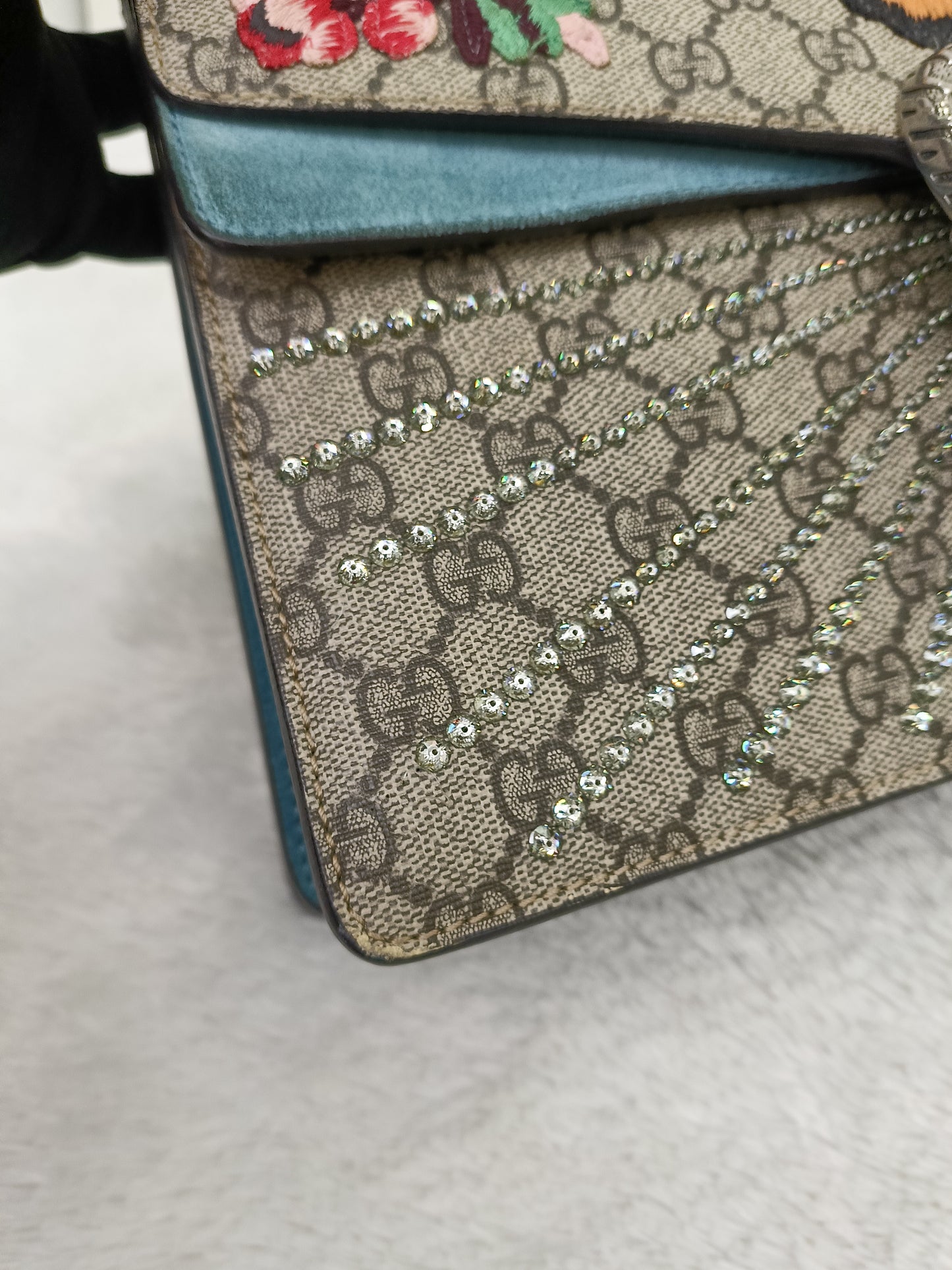 Gucci Dionysus Medium Embriodered Angry Cat Light Blue RHW