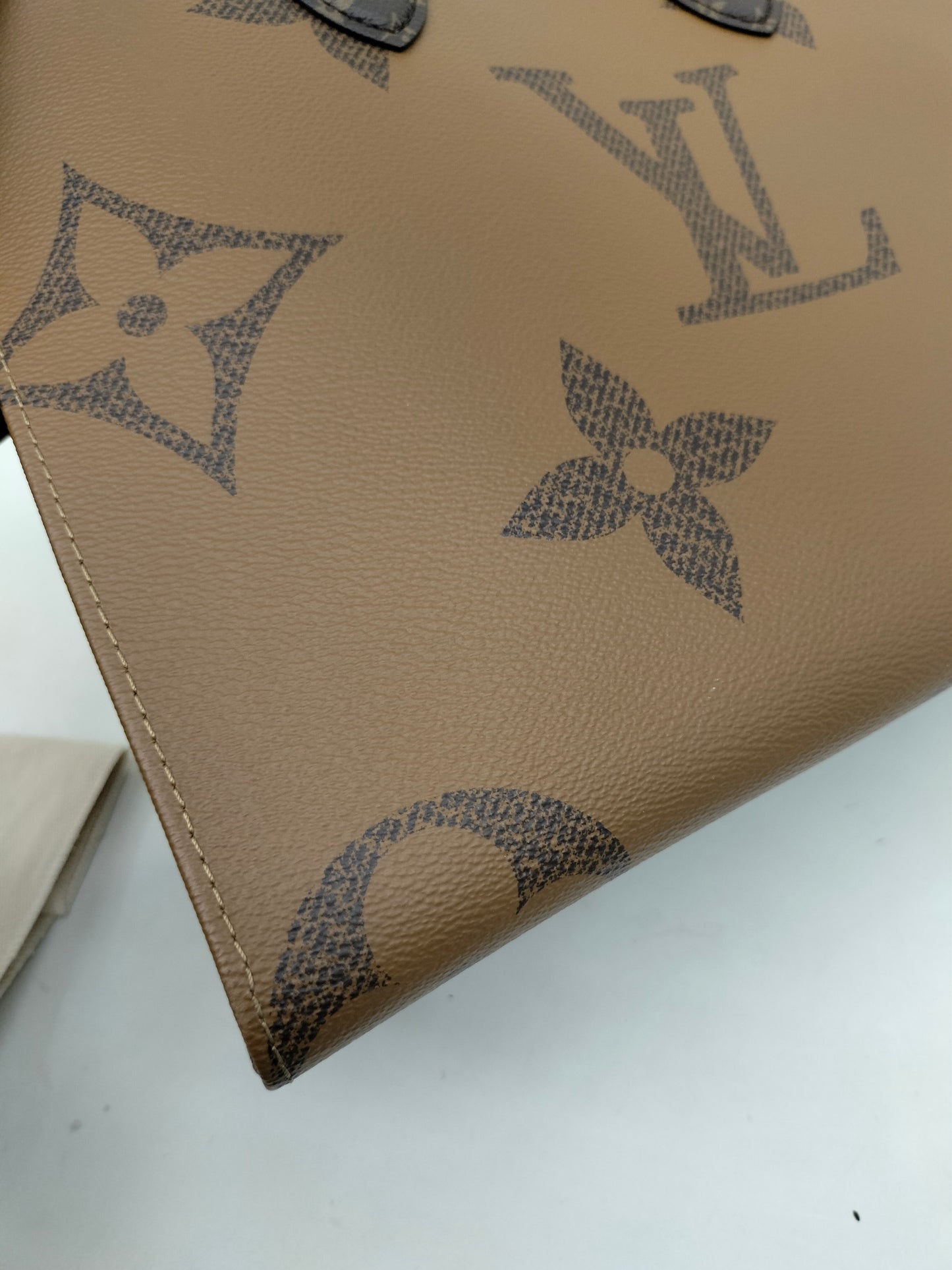 *NBU* LV OTG MM Monogram Reverse Giant (CHIP)