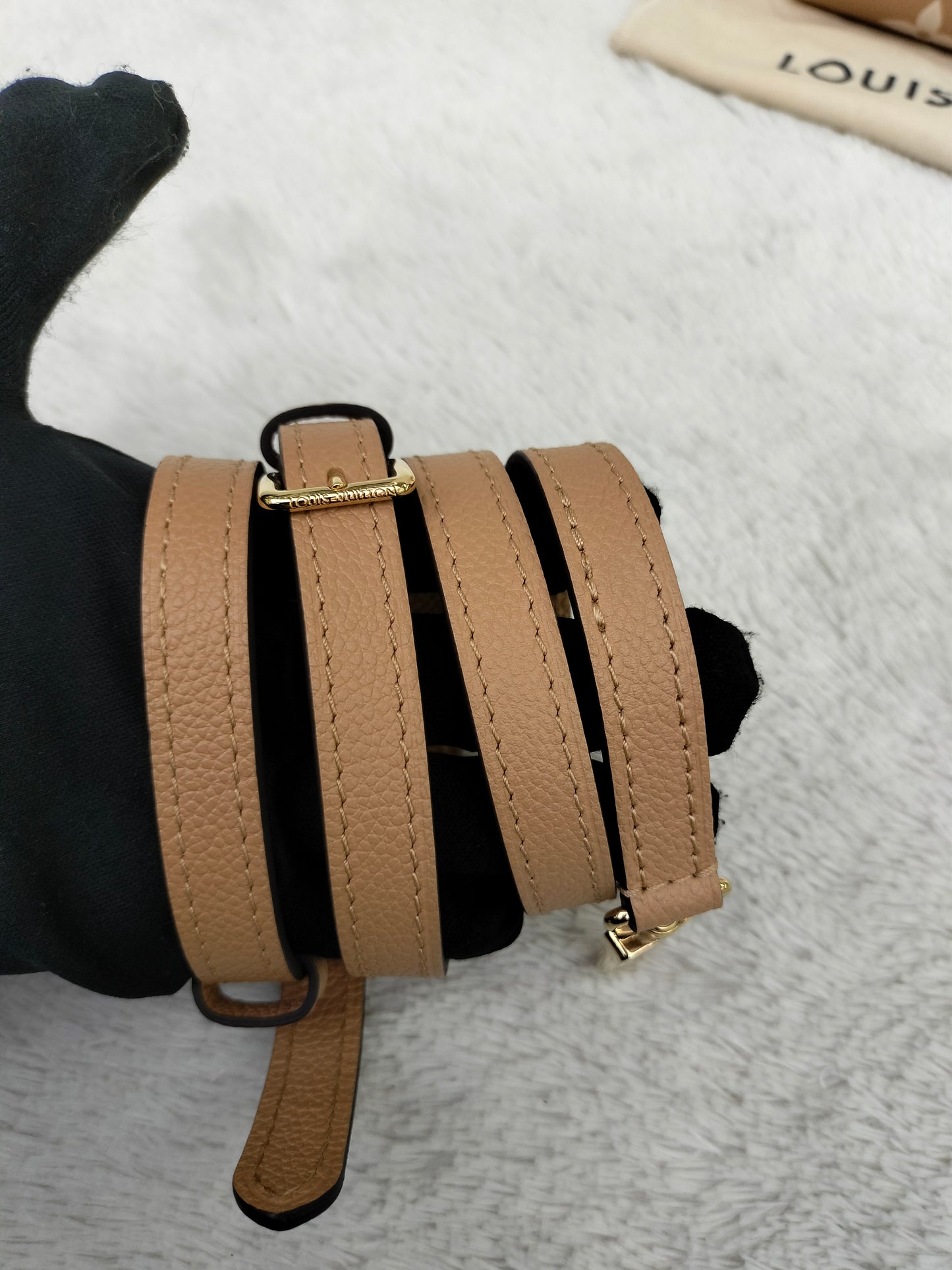 LV Nano Speedy Monogram Empreinte Arizona Creme (CHIP)