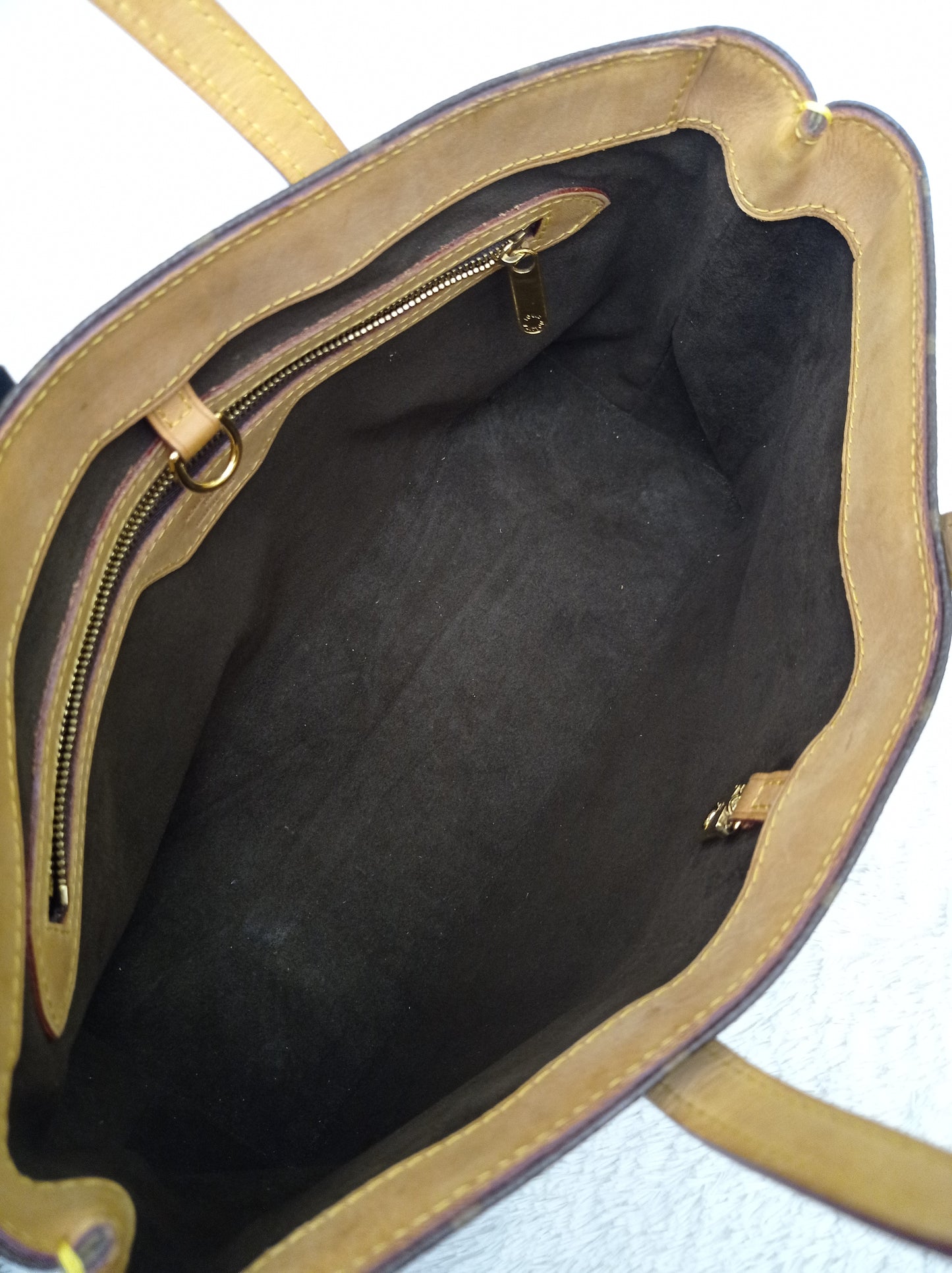 LV Wilshire PM Monogram