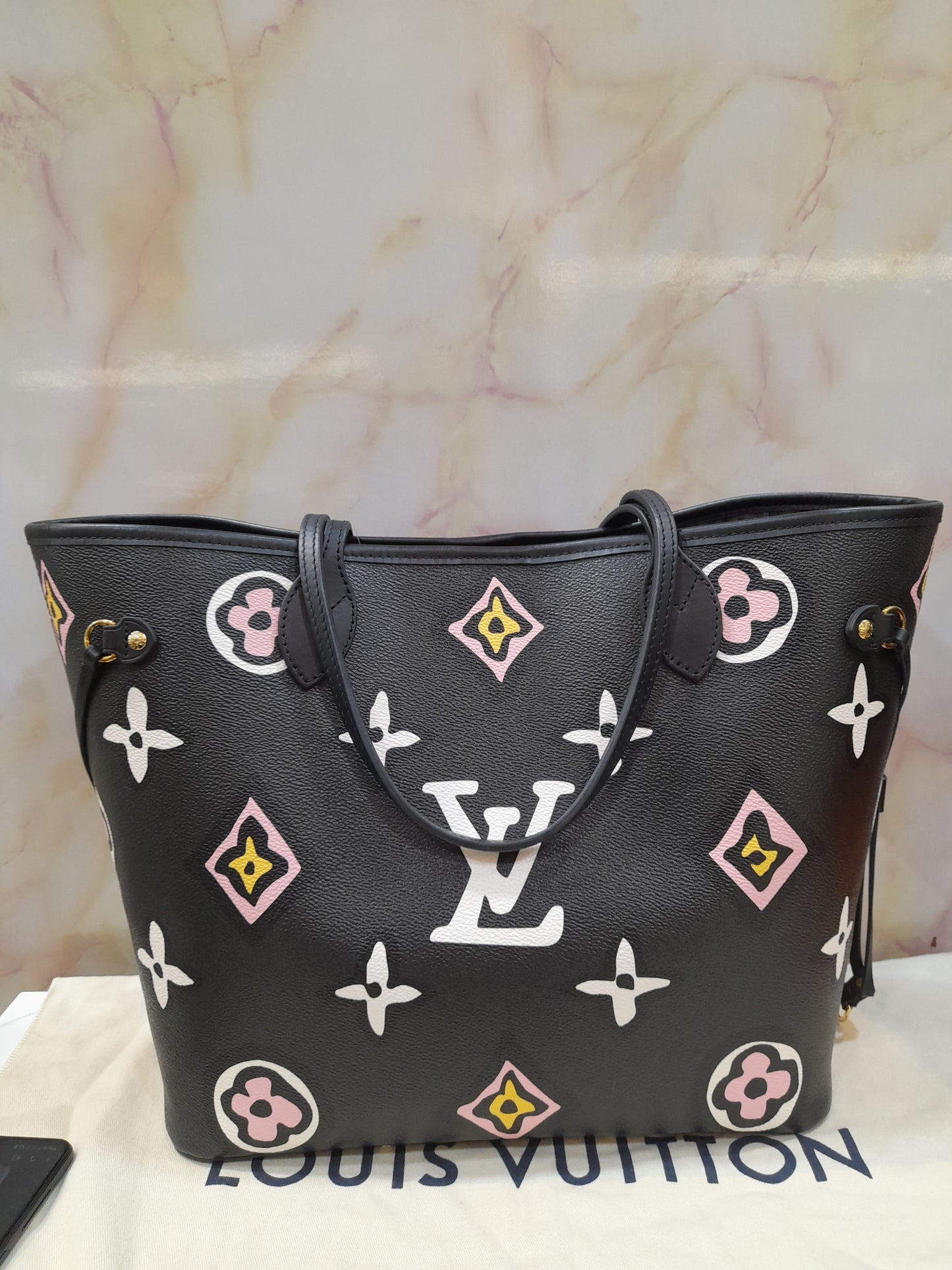 Lv Neverfull MM Wild Noir 2022 chip. Size 31x28x14cm