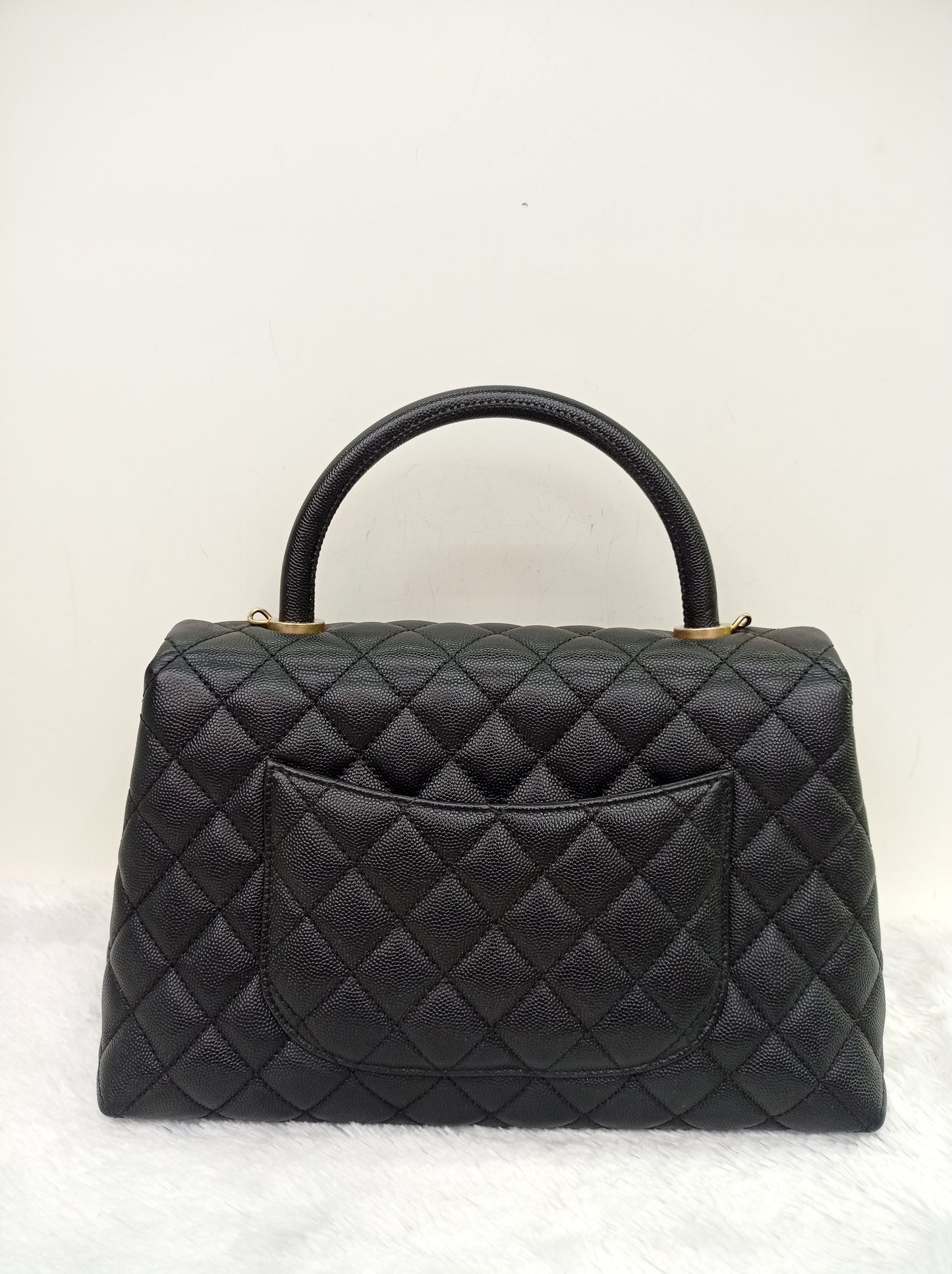 Chanel Coco Handle Medium Caviar Black GHW #25