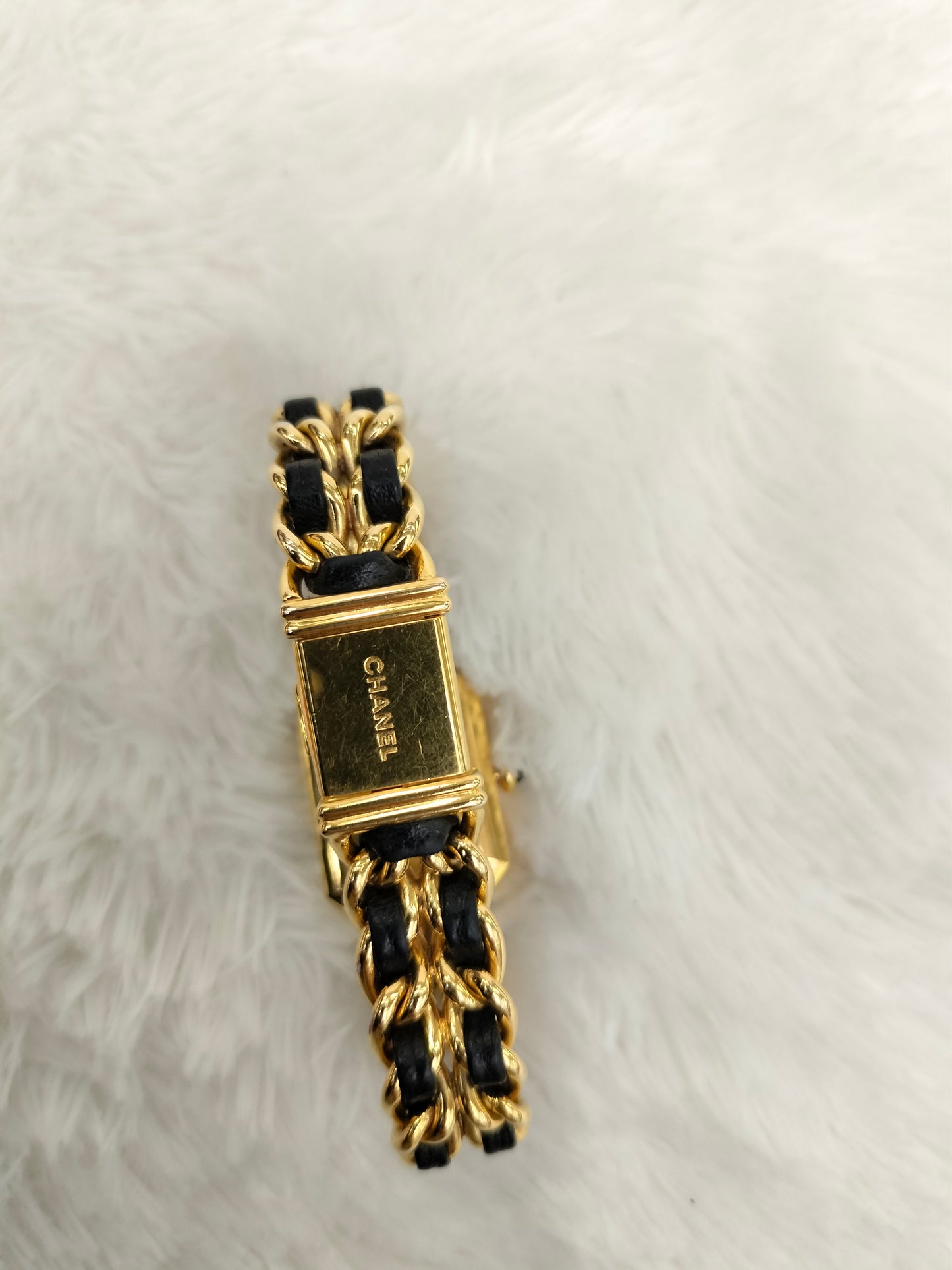Chanel Watch Black GHW size M