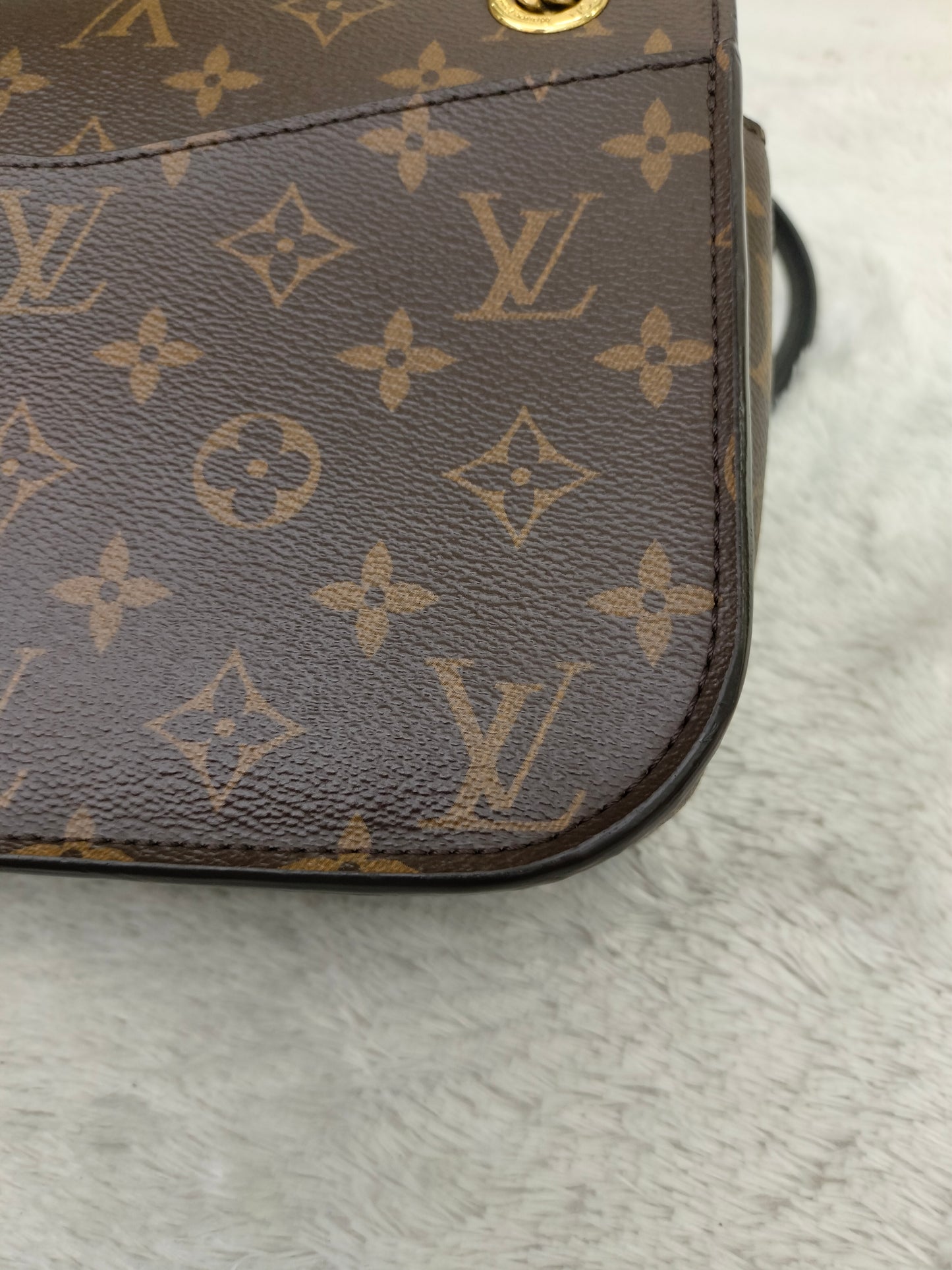 LV Passy NM Monogram (CHIP)