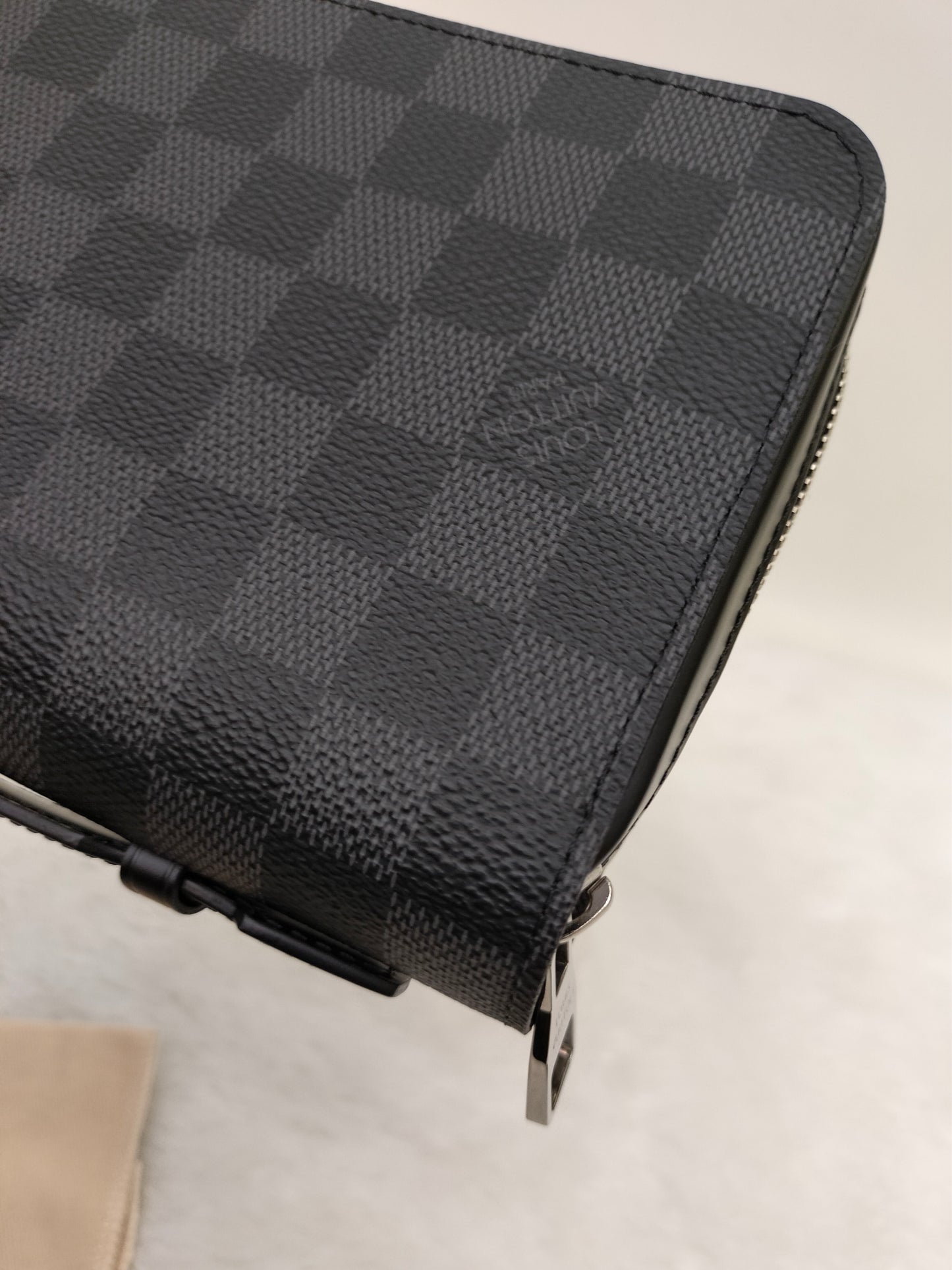 LV Zippy XL Travel Wallet Graphite 2017