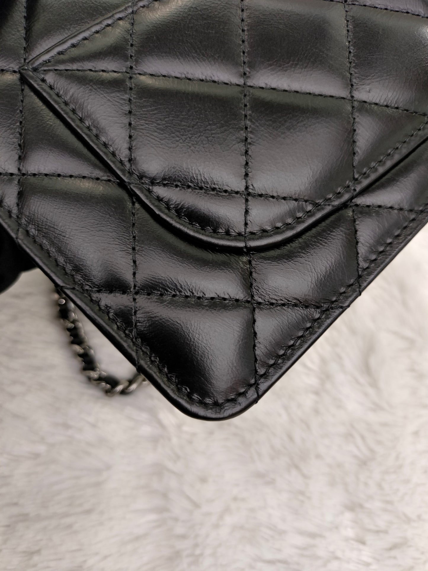 Chanel WOC Top Handle Lamb Black SHW (CHIP)