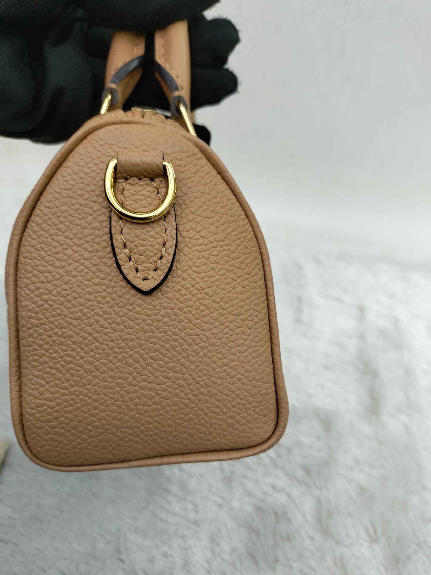 LV Nano Speedy Monogram Empreinte Arizona Creme (CHIP)