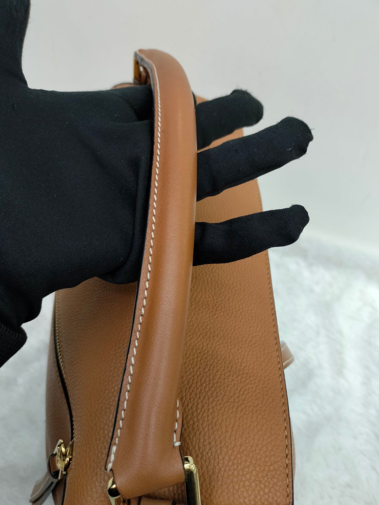 Loewe Puzzle Medium Grained Tan GHW 2018