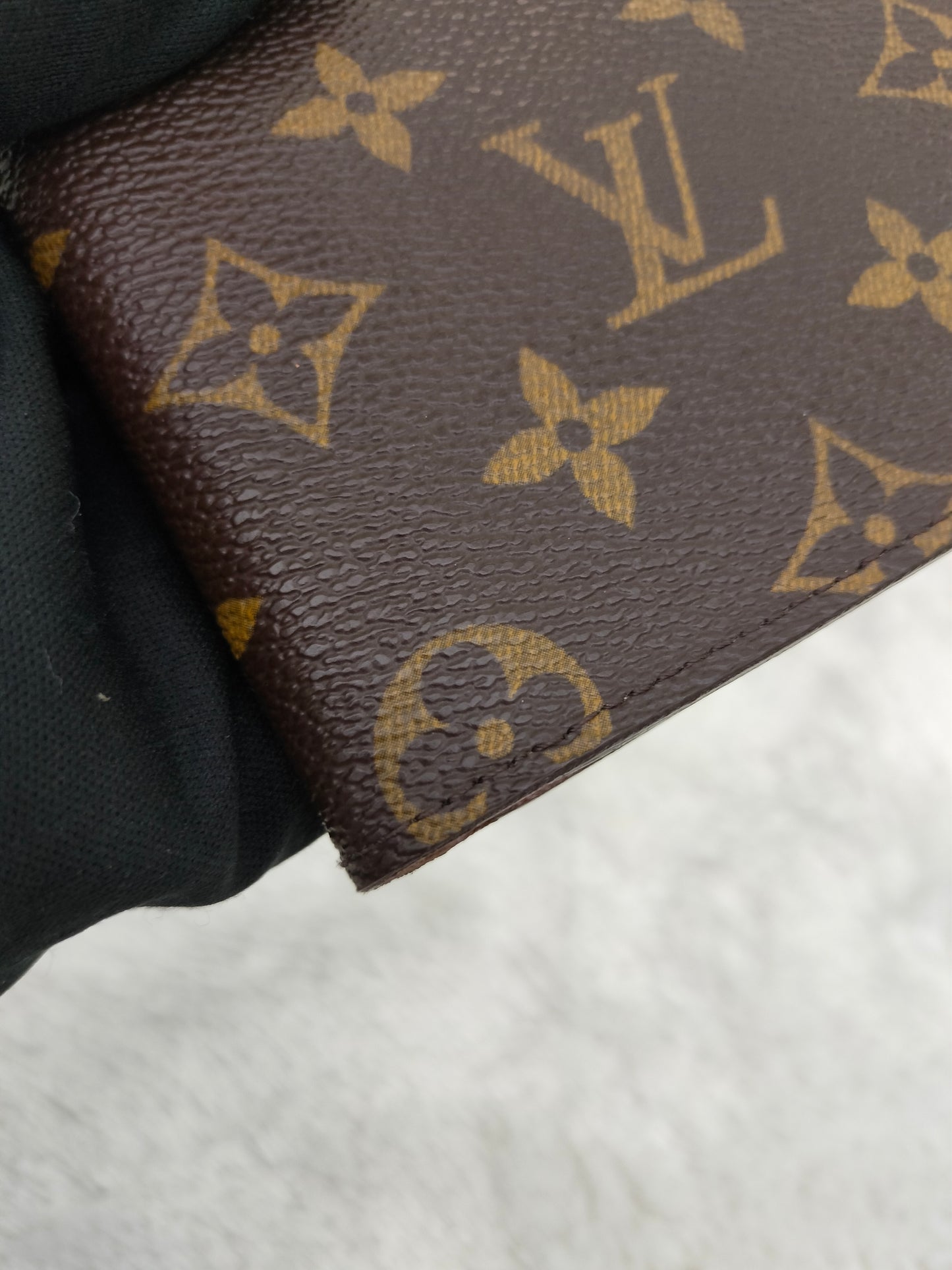 LV Portefeuille Multiple Wallet Monogram 2010