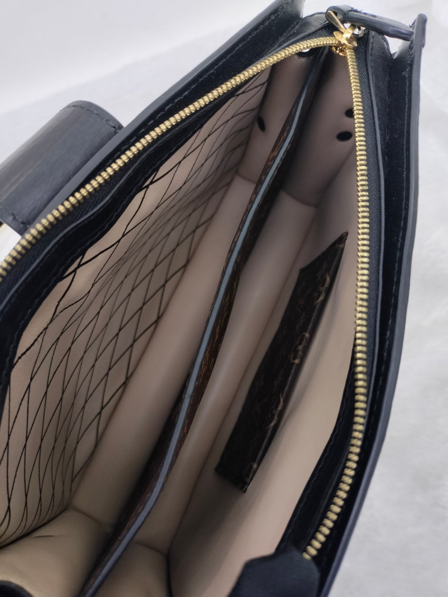 LV Trunk Clutch Monogram Reverse 2018