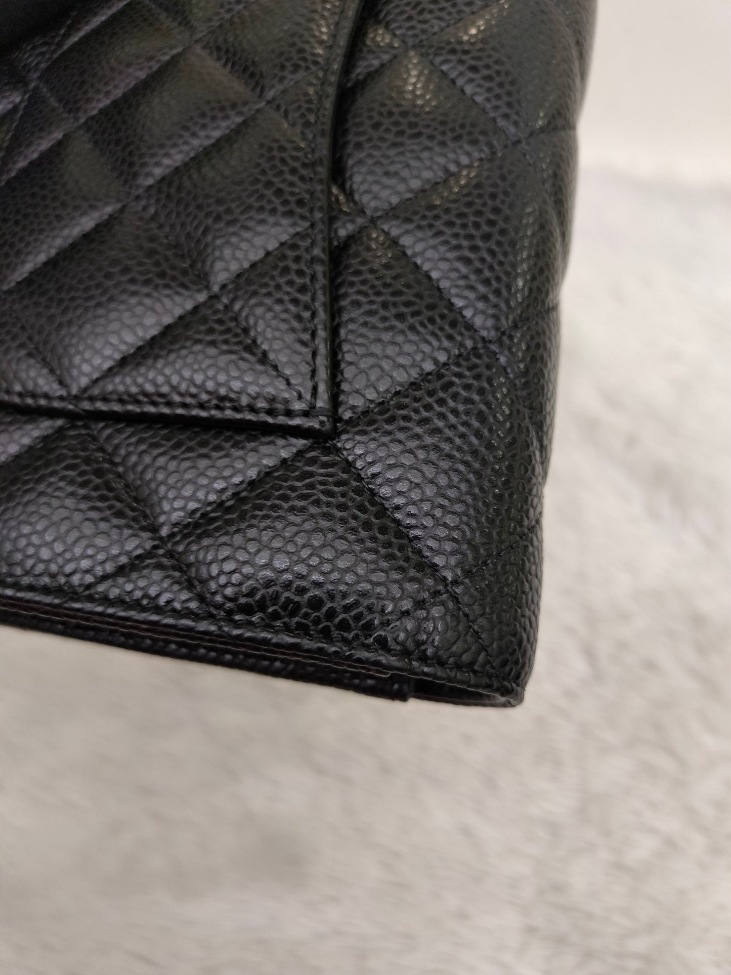 *NEW* Chanel WOC Caviar Black GHW (CHIP 2025)