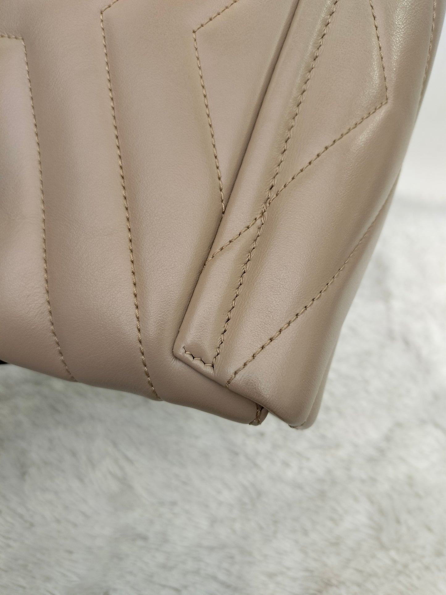 YsL Lou Lou Toy Chevron Beige GHW 2022