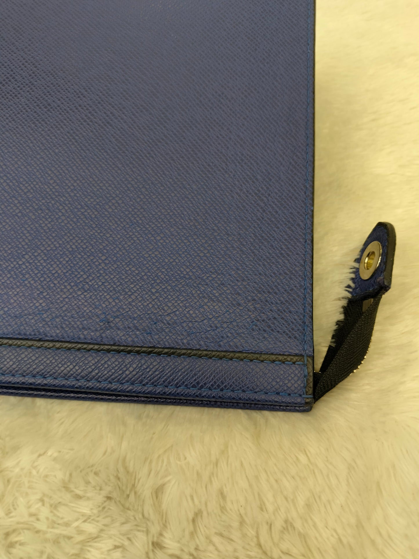 LV Pochette Voyage Taiga Blue Cobalt 2019