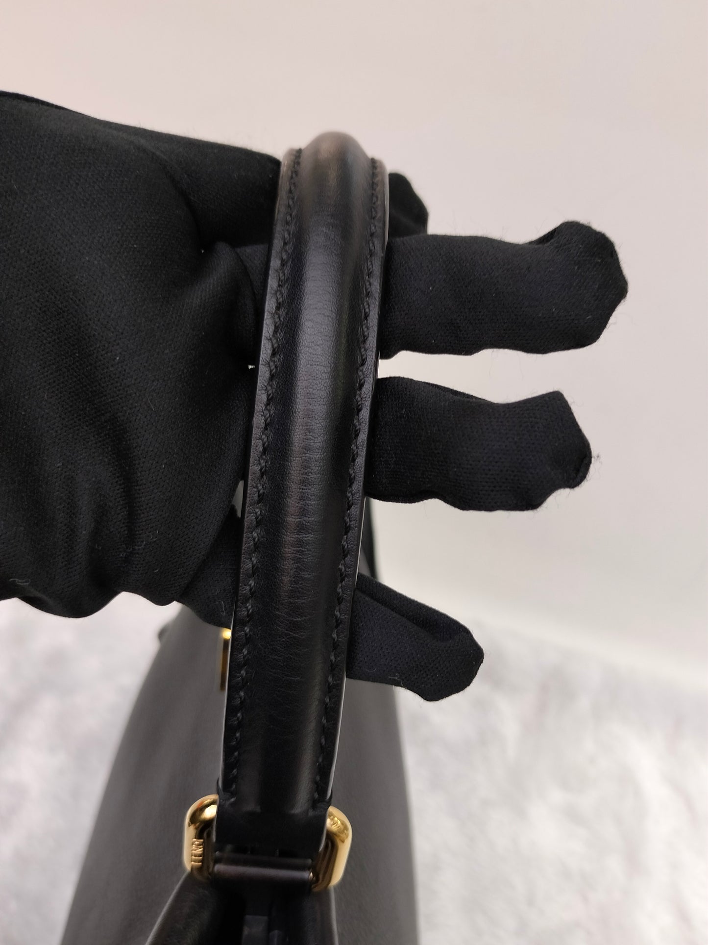 Fendi Peekaboo Reguler Black GHW