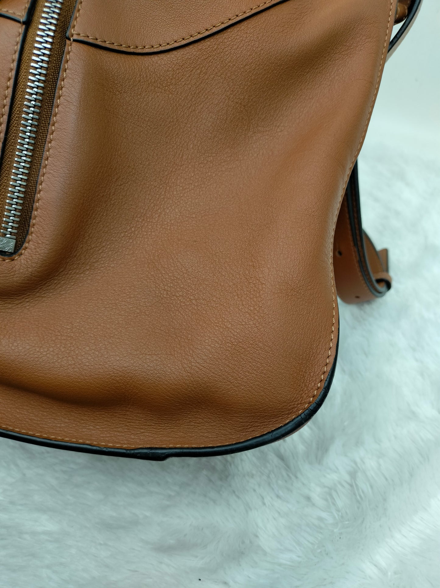 Loewe Hammock Small Tan SHW 2016