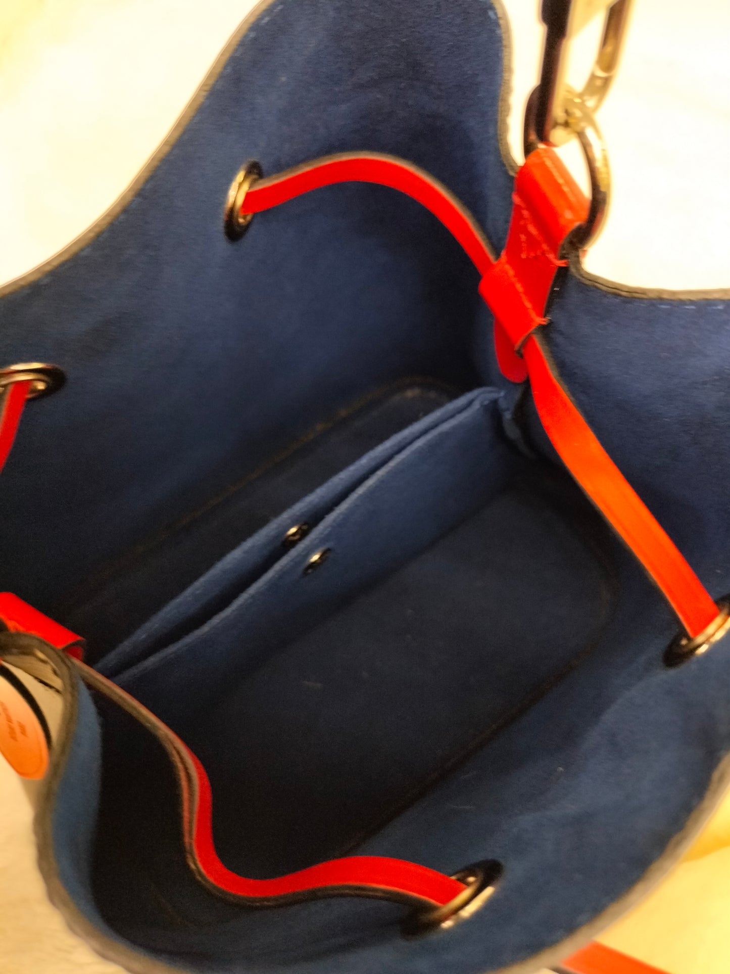 LV Neo Noe BB Epi Black Red Blue Safran 2019