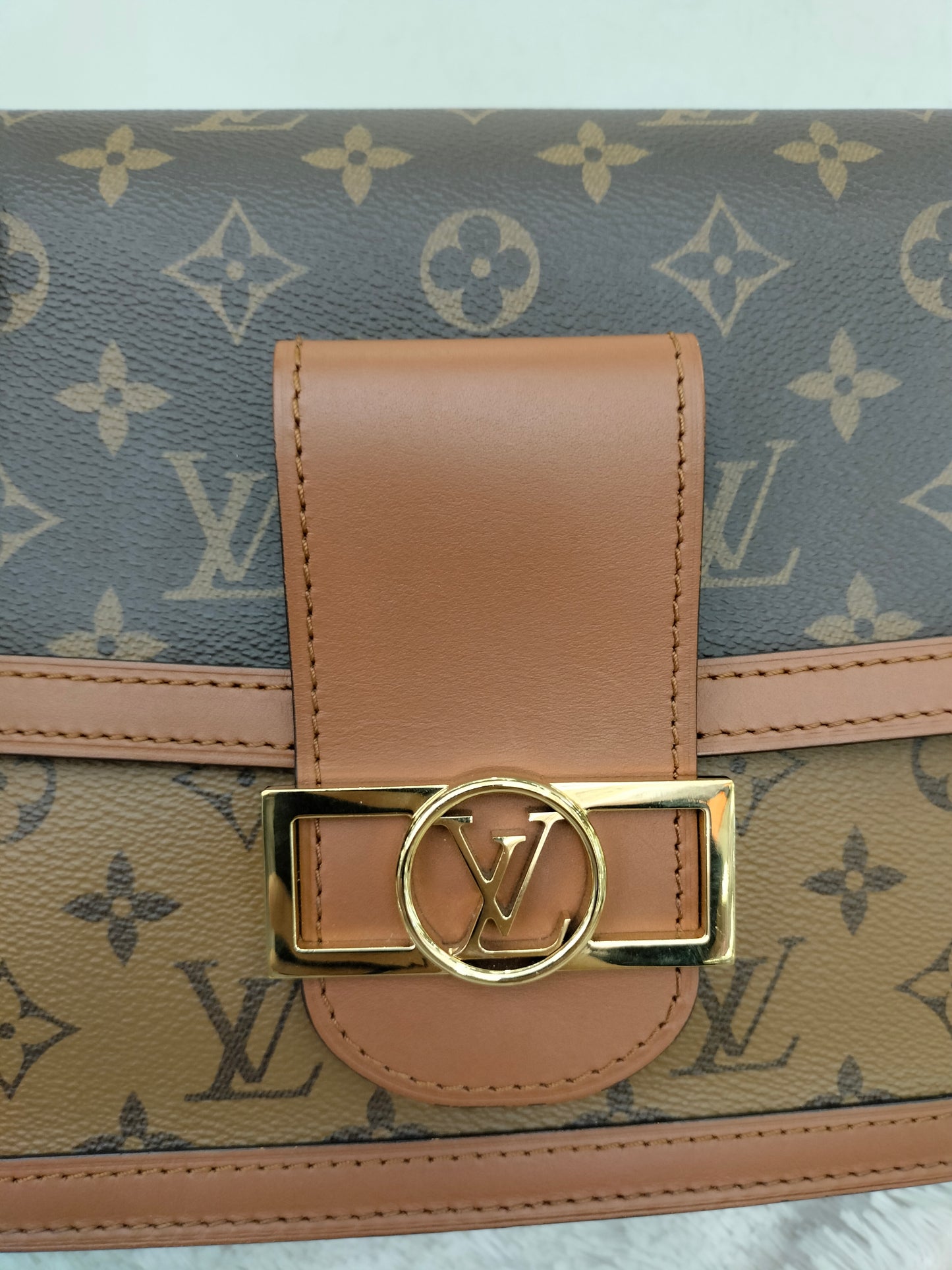 LV Dauphine MM Monogram Reverse 2020