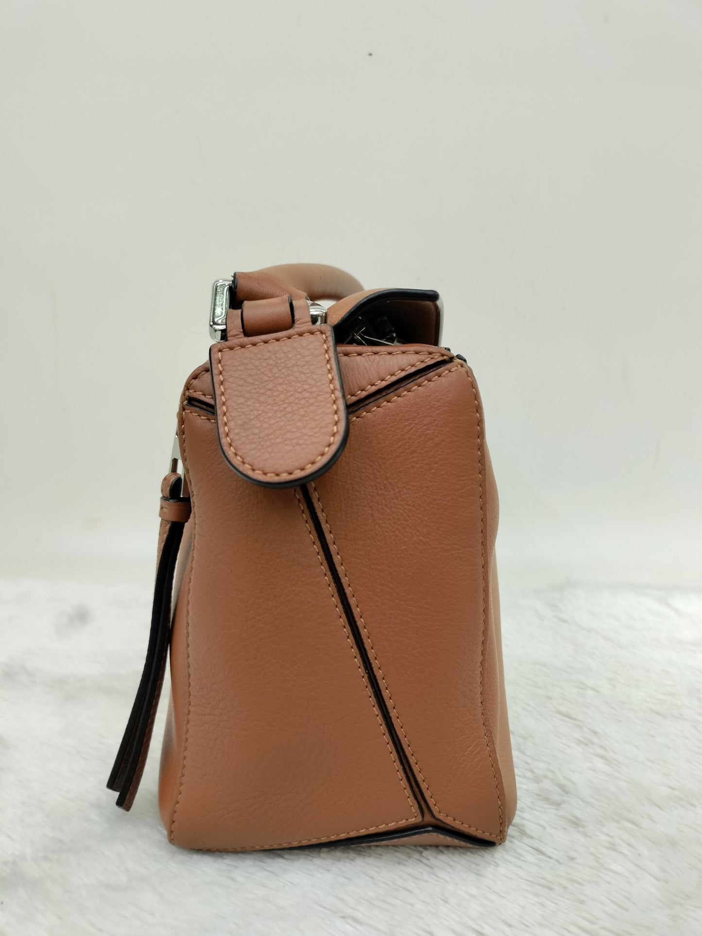 Loewe Puzzle Small Tan SHW 2019