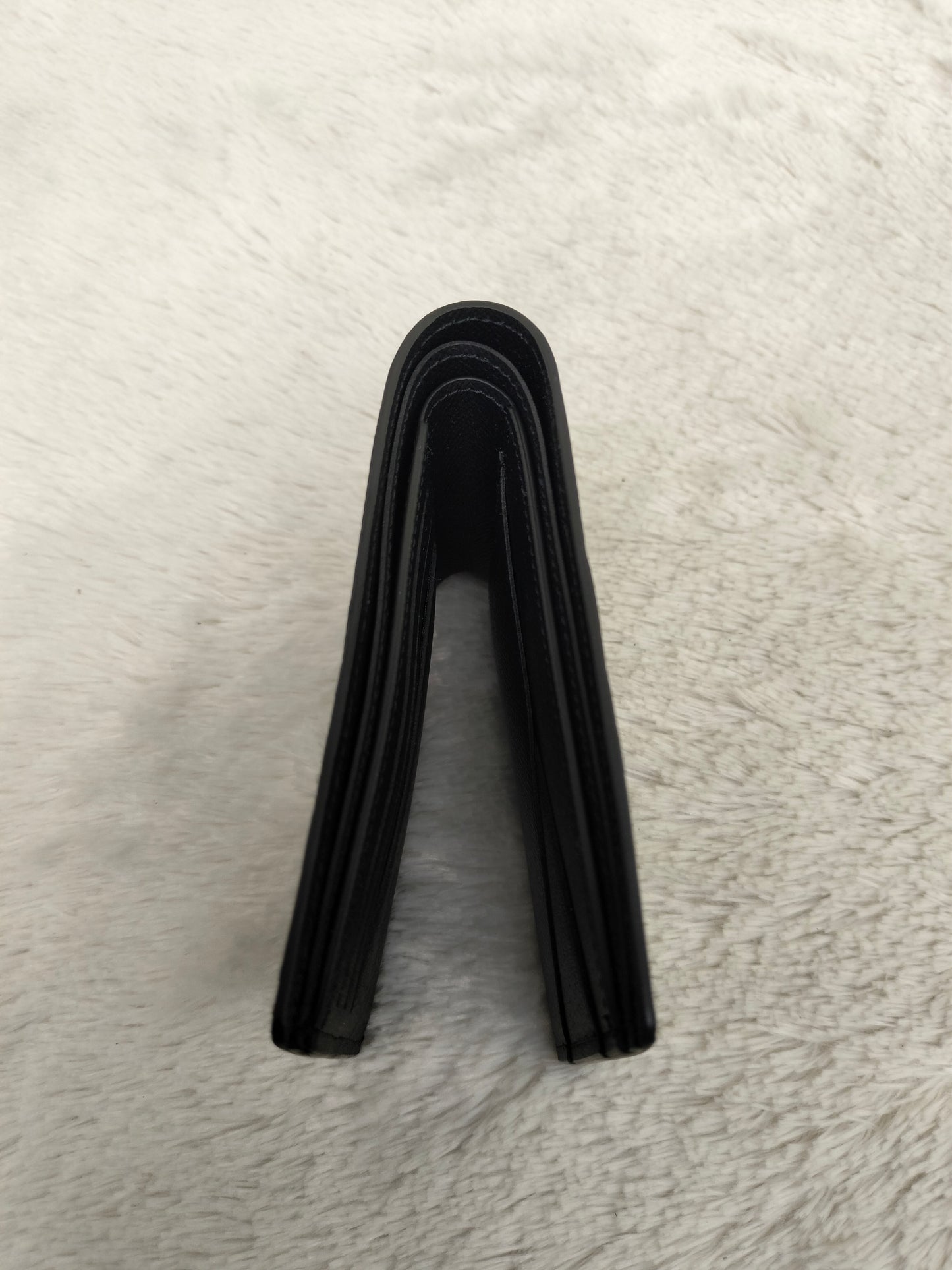 *NEW* LV Portefeuille Multiple Epi Noir M (CHIP)