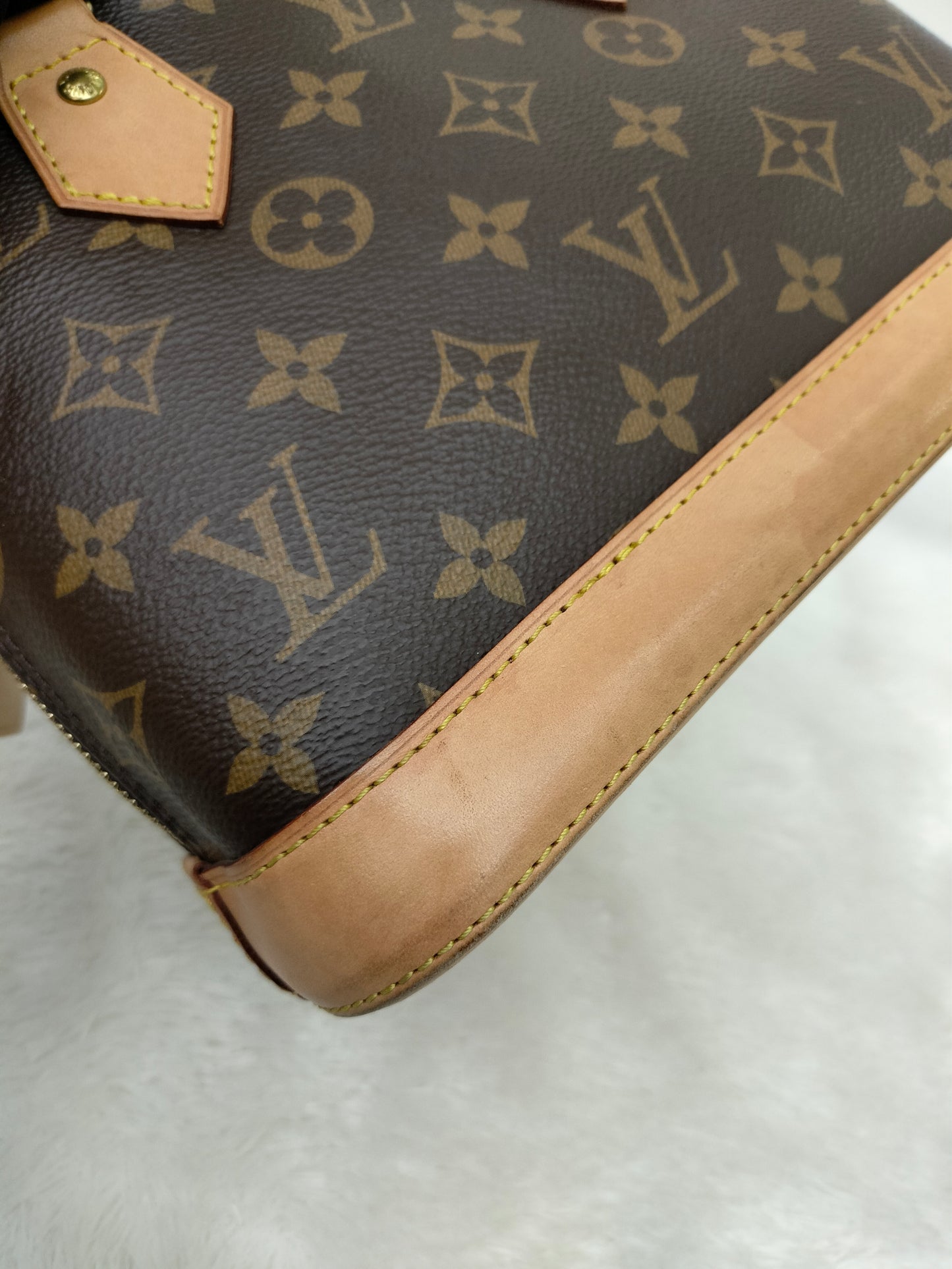 LV Alma BB Monogram 2018