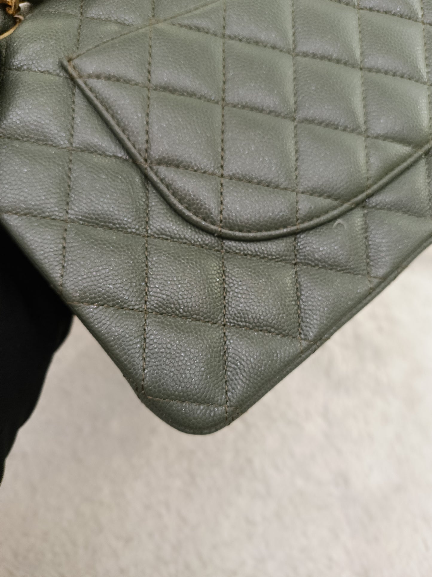 Chanel Medium Caviar Light Green GHW DF #25