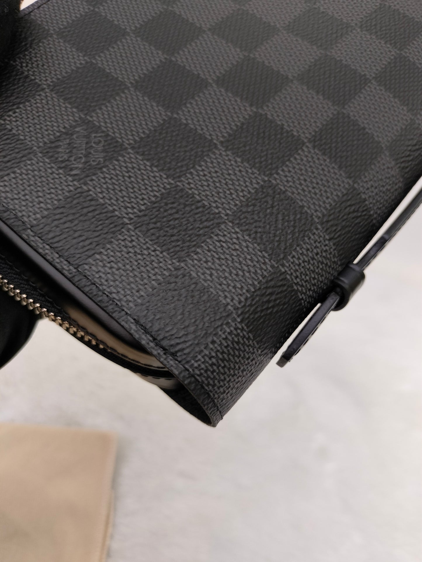 LV Zippy XL Travel Wallet Graphite 2017