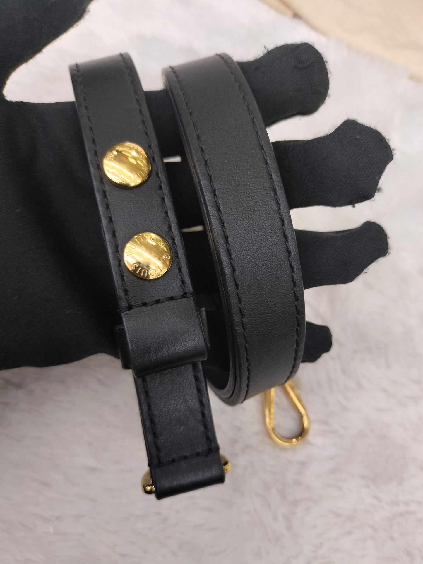 LV Dauphine NV MM Epi Navy Noir 2020
