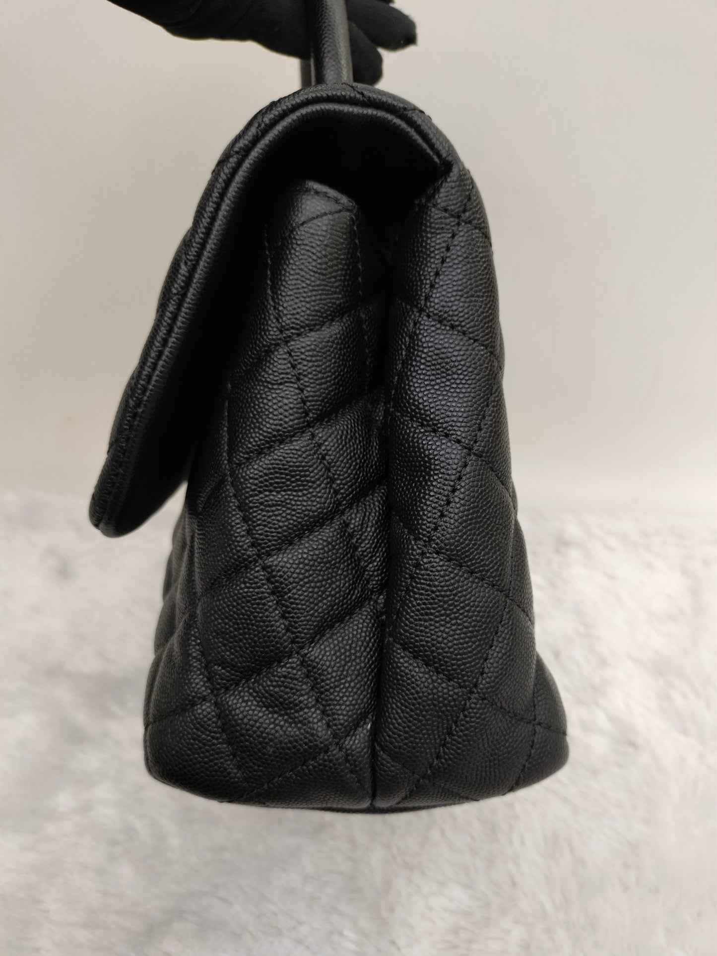 Chanel Coco Handle Medium Caviar Black GHW #25