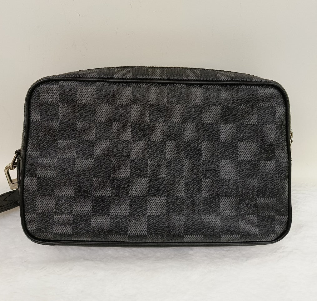 LV Kasai Clutch Graphite 2018