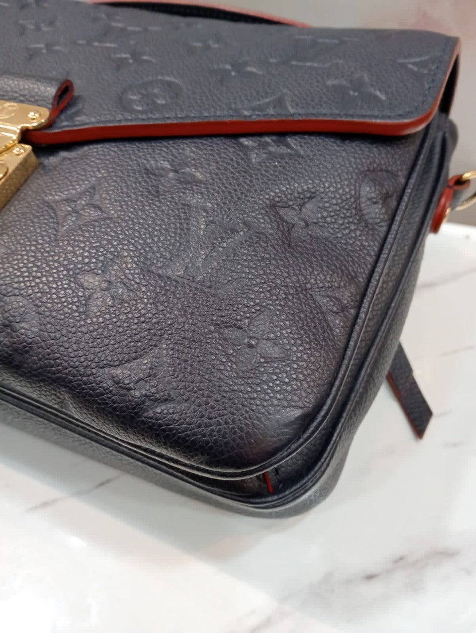 LV Metis MM Monogram Empreinte Marine Rouge 2017