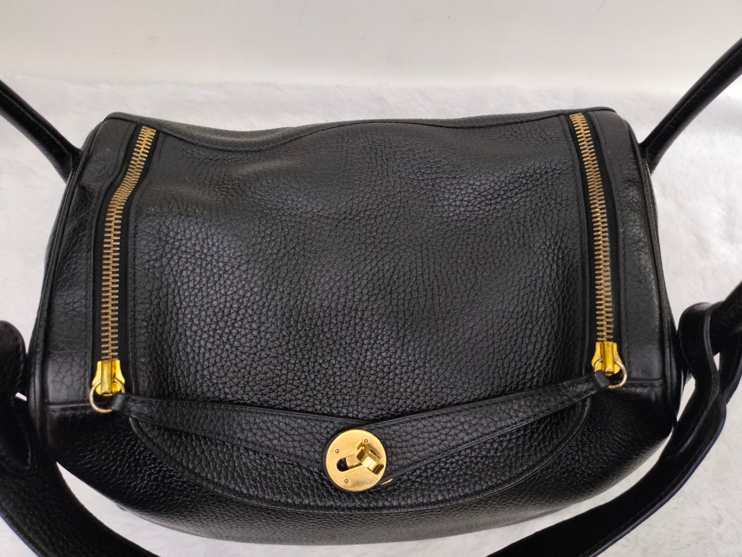 Lindy 30 Clem Black GHW #A