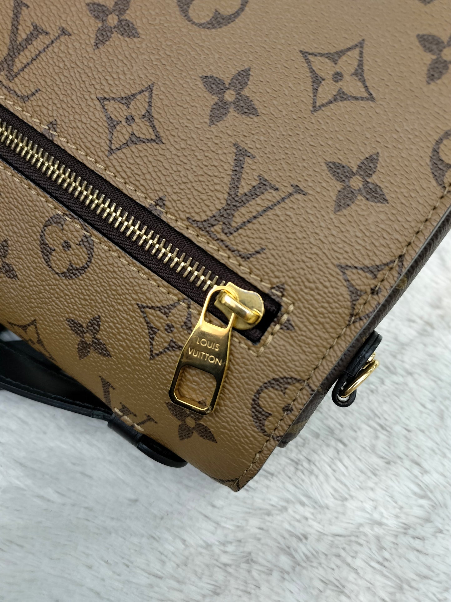 LV Metis Reverse (CHIP)