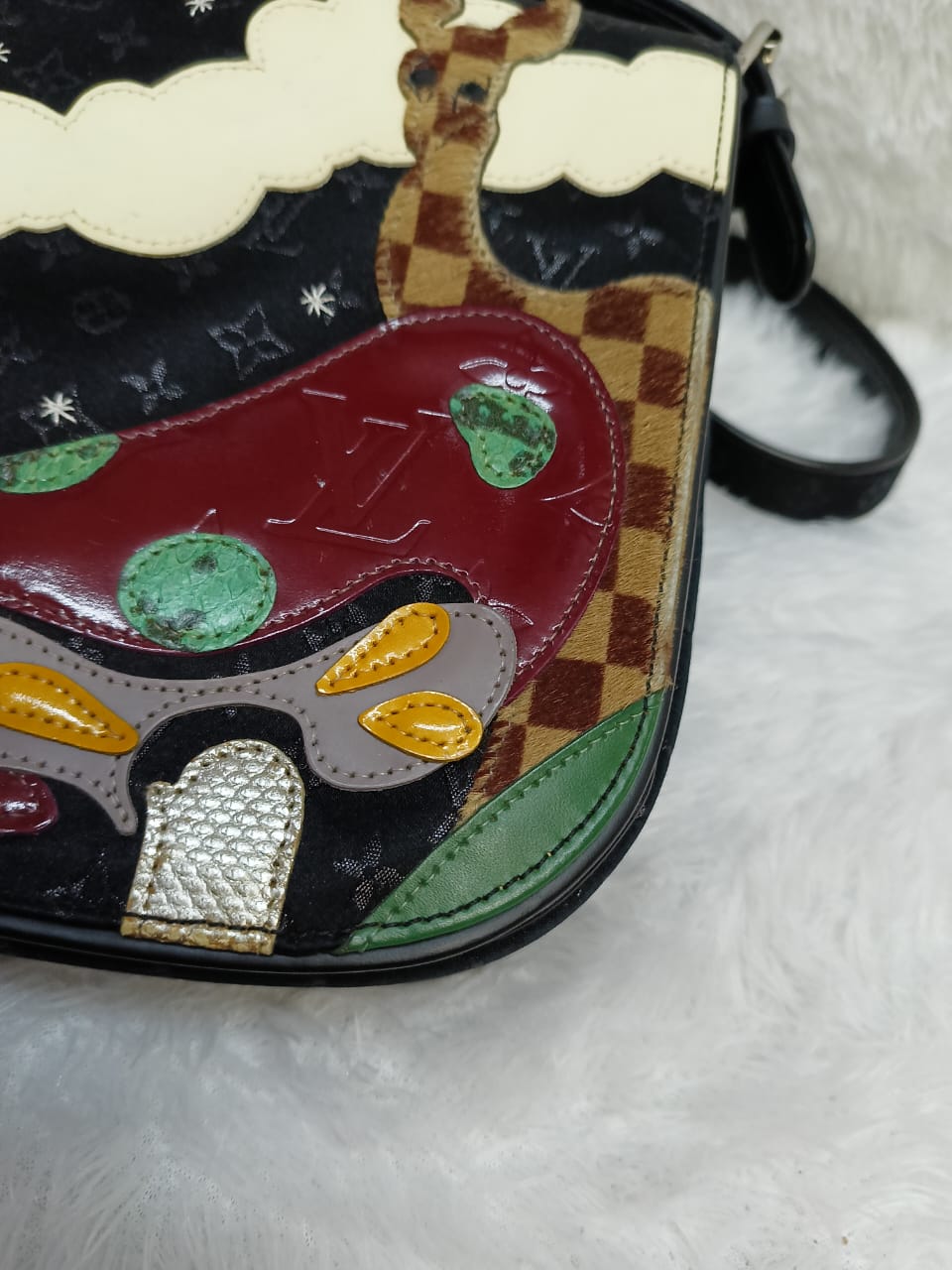 LV Conte de Fees Musette Black Silk Monogram 2002