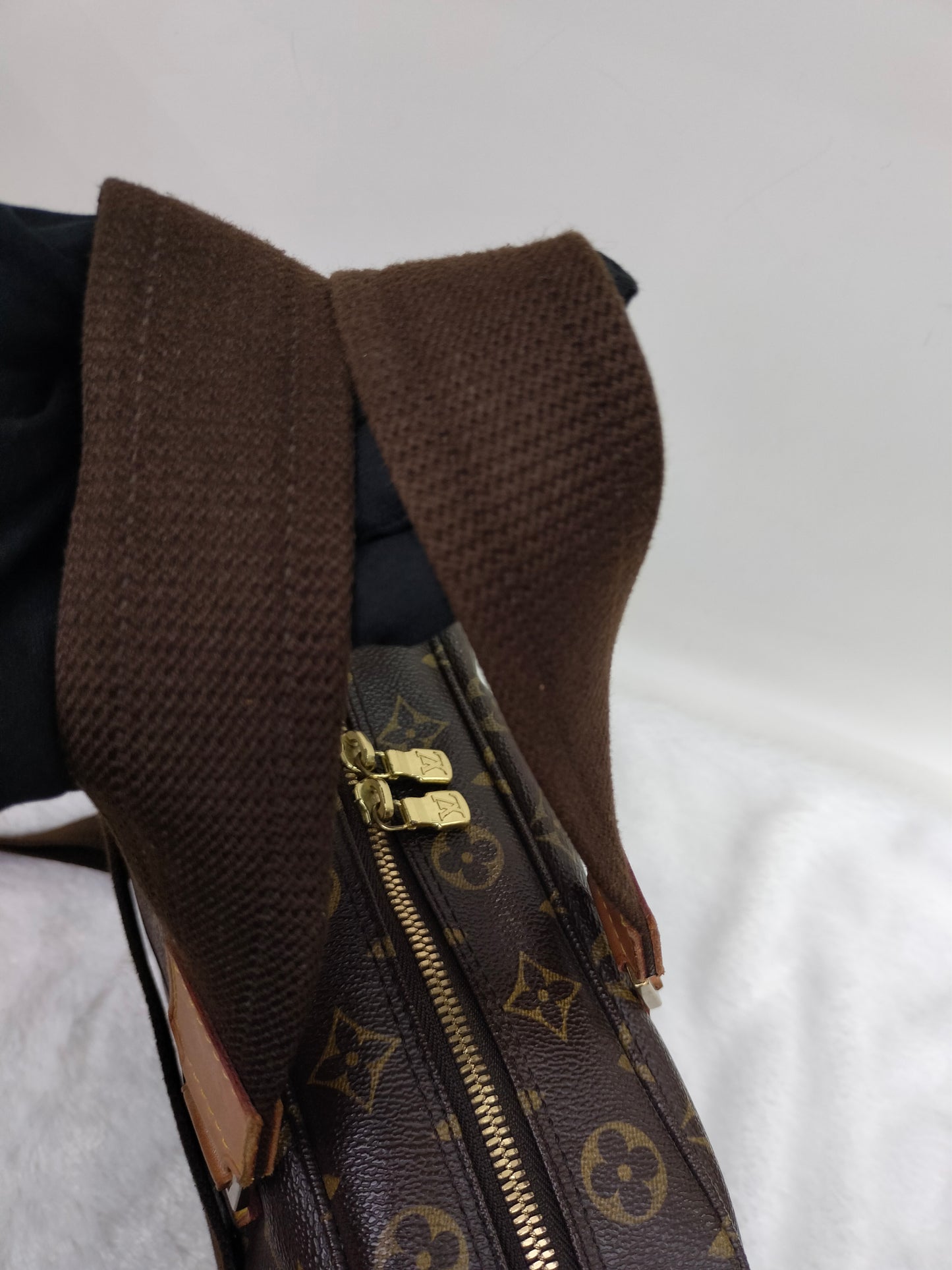 LV Sac Bosphore Monogram 2005