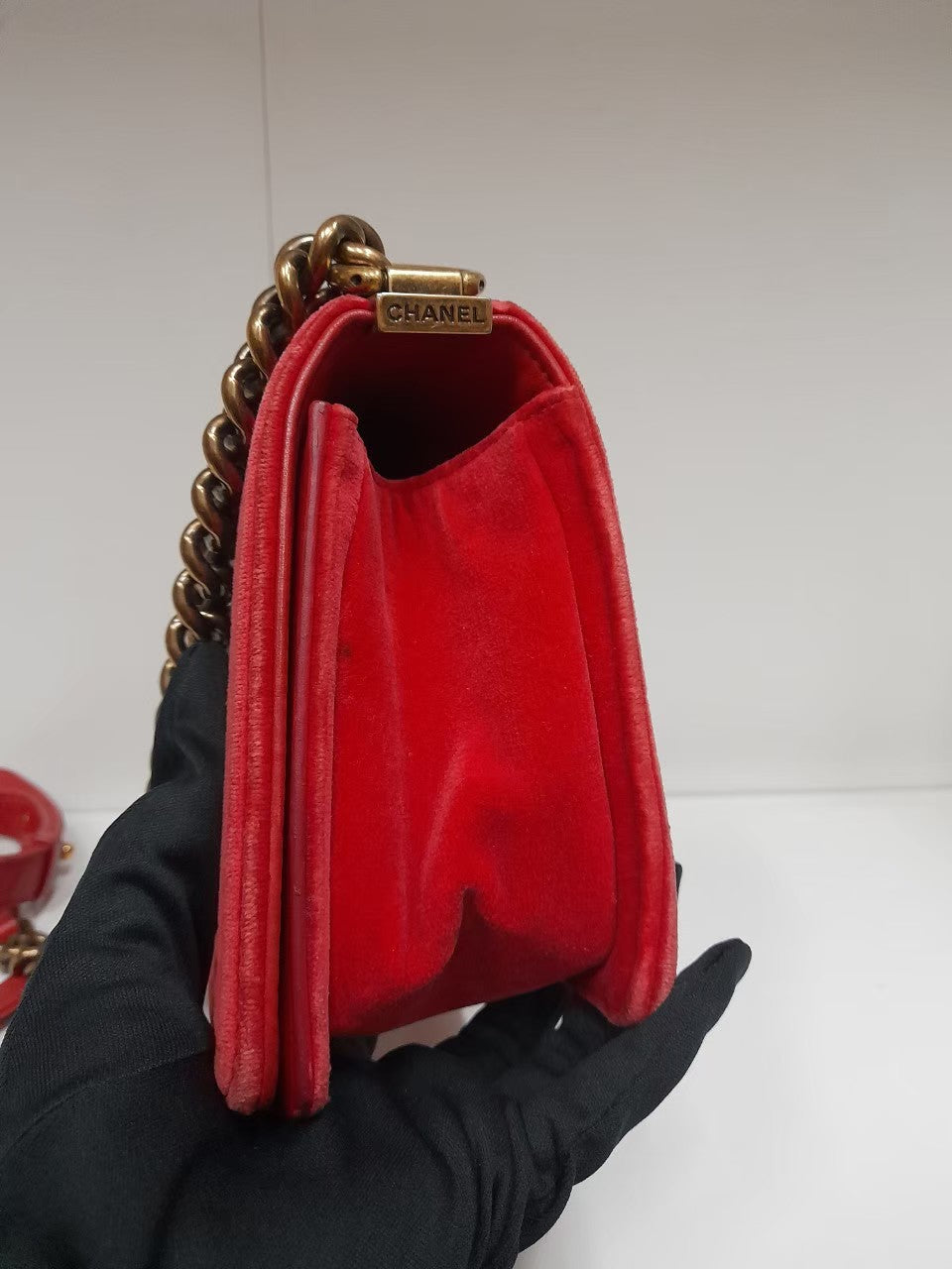 Chanel Boy 25 Tweed Red RGHW #18 Size 25x15x19