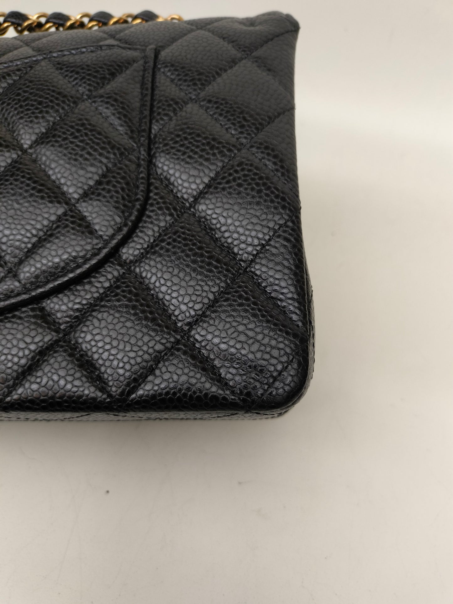 Chanel Medium Caviar Black GHW DF (CHIP)