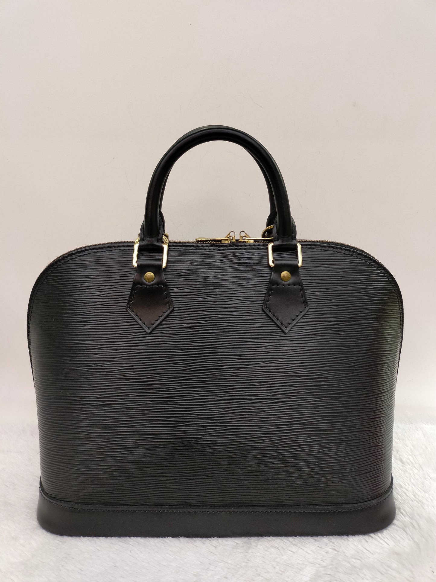 LV Alma PM Epi Black Vintage