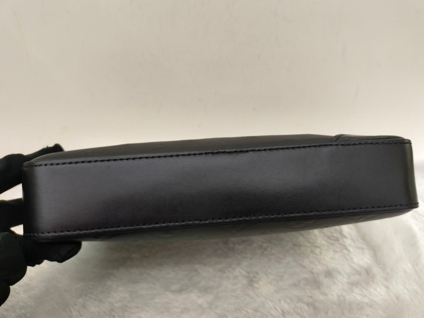 LV Duo Messenger Monogram Shadow Noir (CHIP)